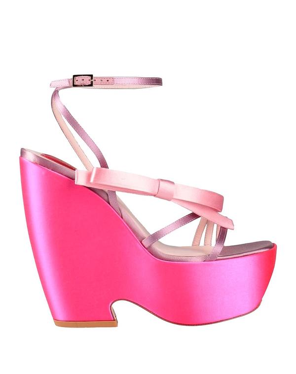 ロジェ・ヴィヴィエ レディース シューズ サンダル ROGER VIVIER サンダル Lilac ライラック