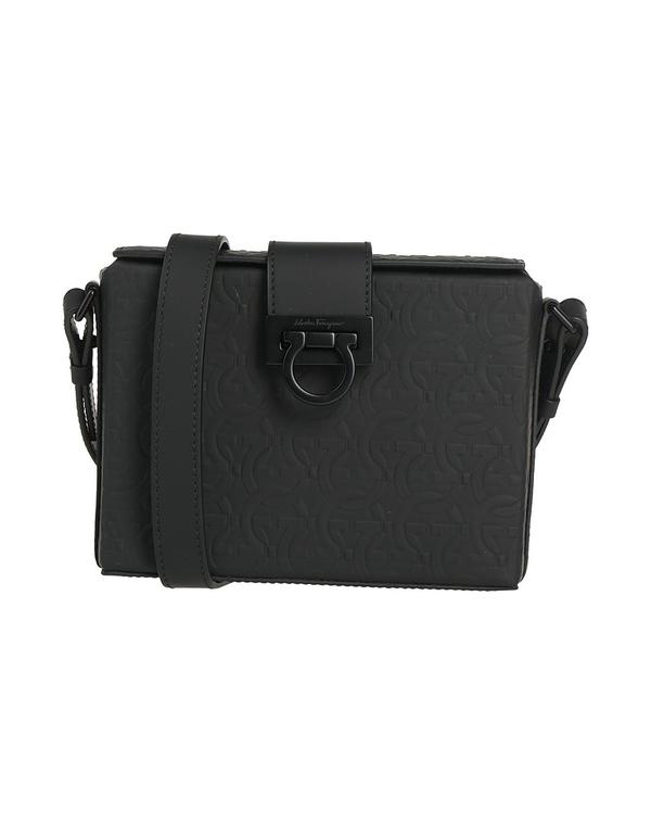 フェラガモ レディース 御徒面子 FERRAGAMO Black 黒いこと