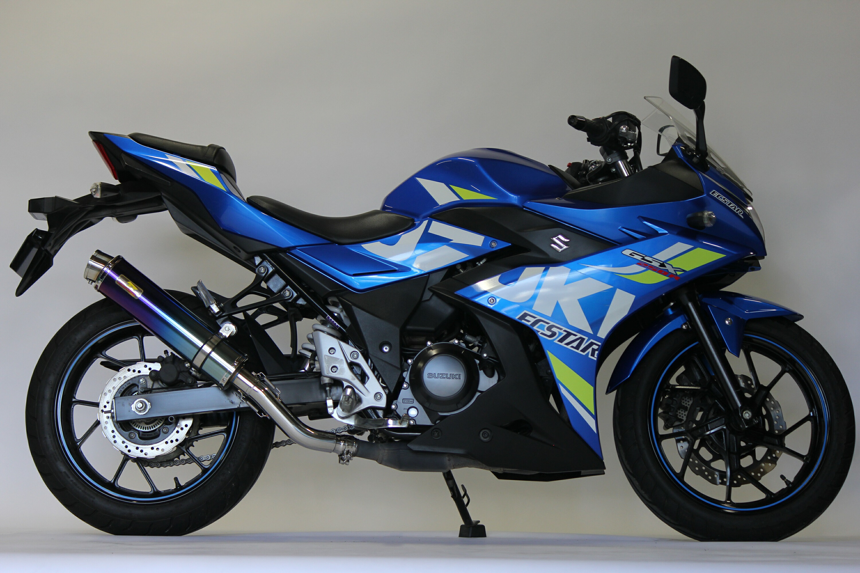 楽天市場】Realize GSX250R バイクマフラー 2BK-DN11A 8BK-DN12B