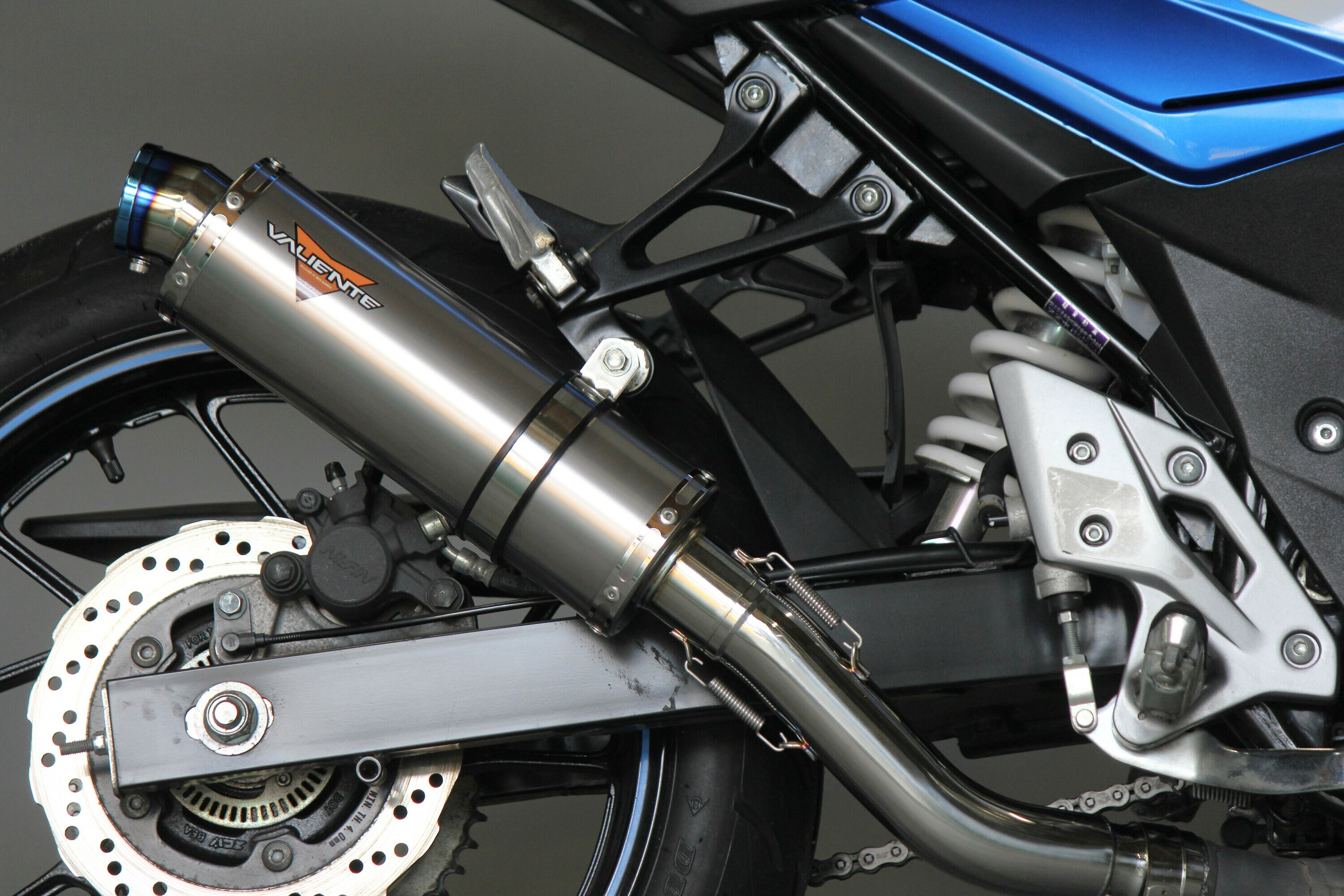 Realize GSX250R Aria カール(TypeC) マフラー GSX Realize GSX250R バイクマフラー 2BK-DN11A 8BK-DN12B