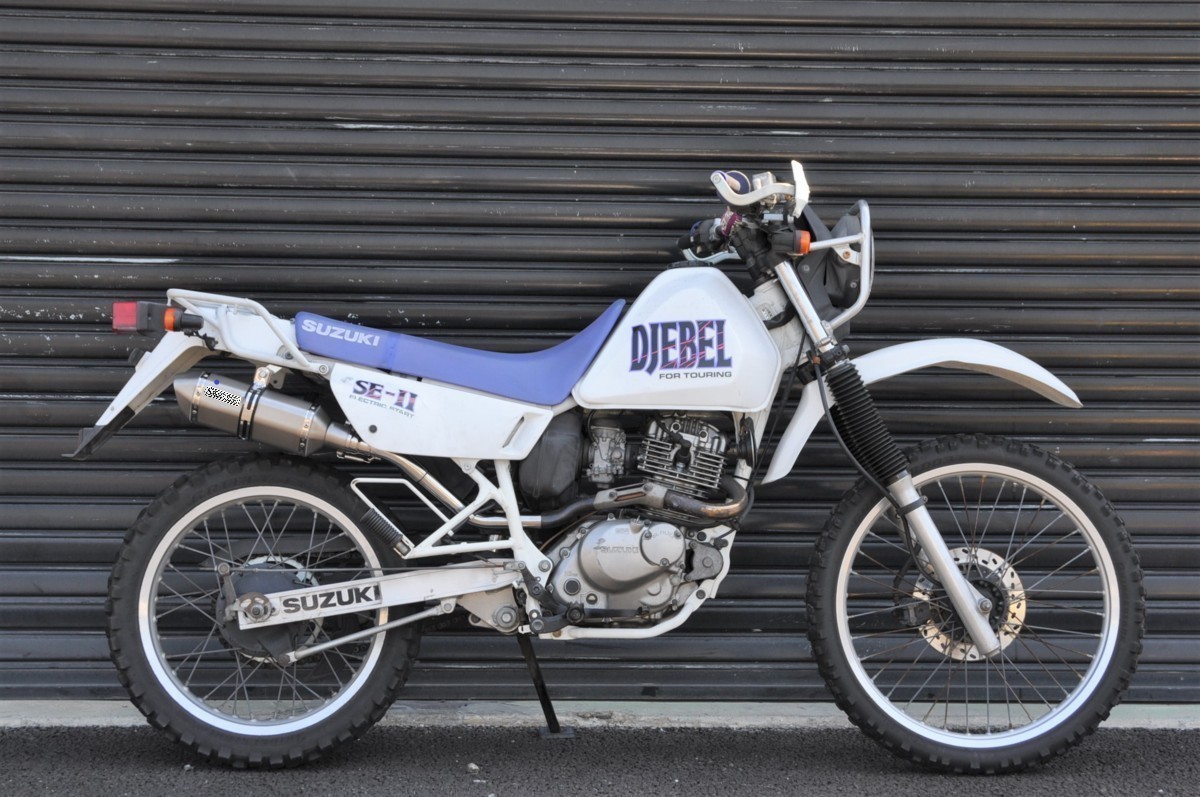 楽天市場】セロー225 バイクマフラー ソリッド モタード 異形