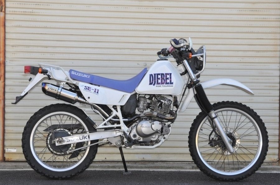楽天市場】ジェベル125 バイクマフラー SX125 スリップオン 異形