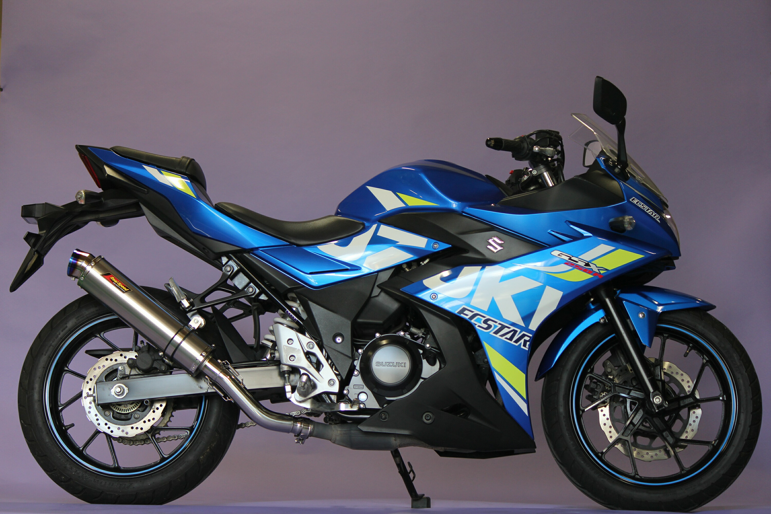 楽天市場】GSX250R バイクマフラー 2BK-DN11A 2017年～2021年モデル対応 クーガ ステンレス ブラックカラー マフラー  スリップオン スズキ ジスペケ Realspeed リアルスピード バイク用品 バイク用 バイクパーツ フルエキ フルエキゾースト カスタム パーツ  ドレスアップ 