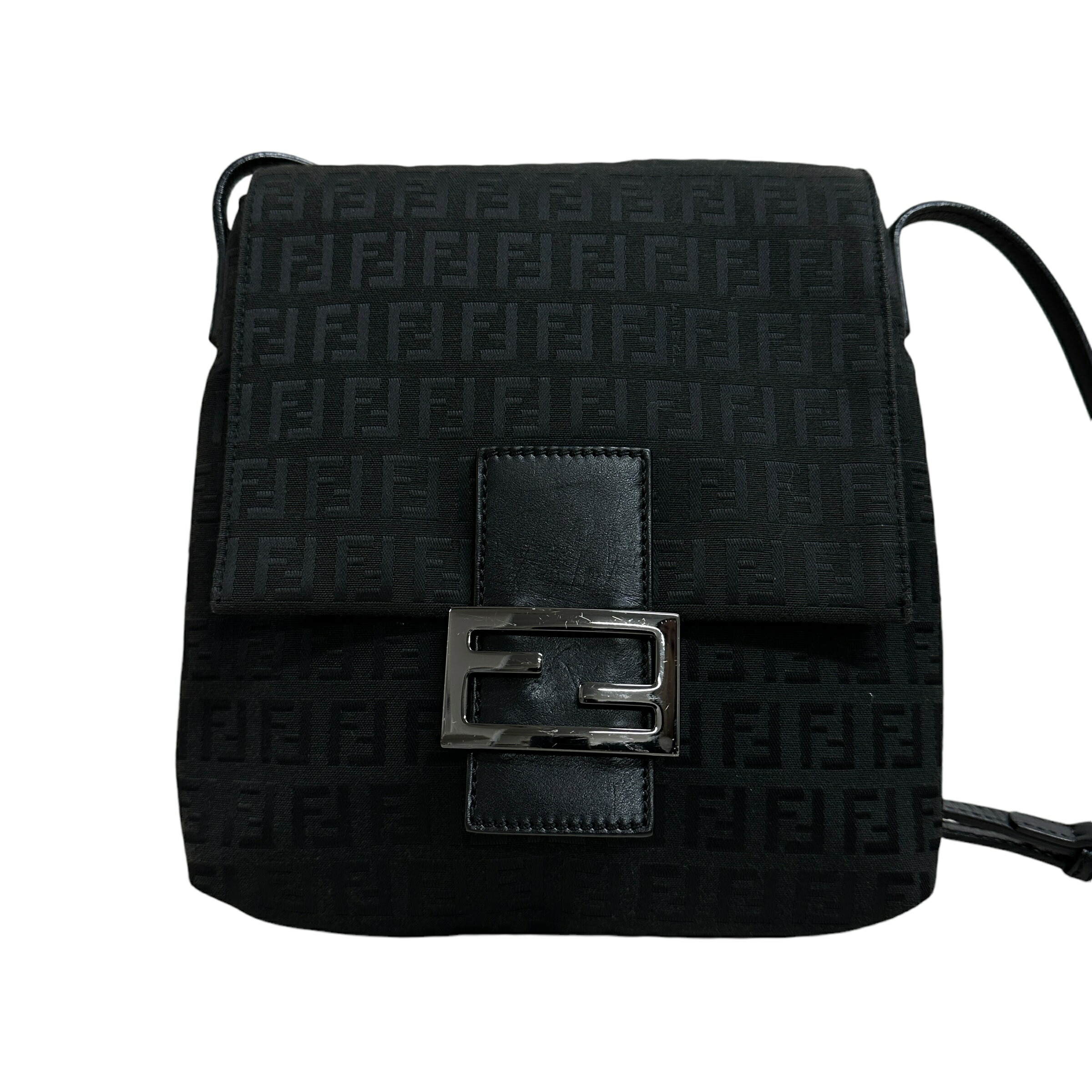 FENDI フェンディ ズッキーノ マンマバケット ショルダーバッグ 黒いこと 10245