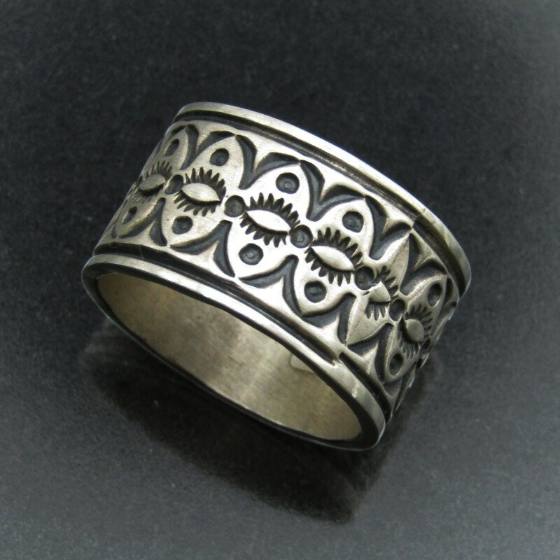 楽天市場】【中古】TOM HAWK ナバホ族 リング 5ライン トムホーク