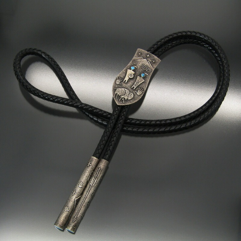 【中古】美品 Darryl Begay ナバホー族 ボロ引き分け アパッチブルー 青緑色 ダリルビゲイ DDB Darryl Dean Begay 首飾り 北米インディアン宝飾品 しろがね色 80007448