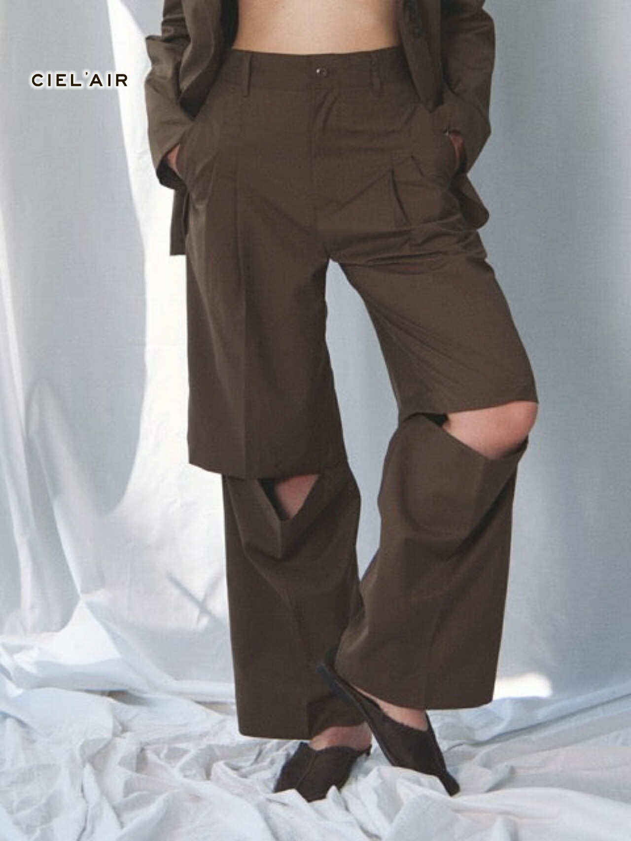 CIEL'AIR シエルエアー 3WAY CUTOUT TROUSERS(ｽﾘｰｳｪｲｶｯﾄｱｳﾄﾄﾗｳｻﾞｰ)パンツレデイース