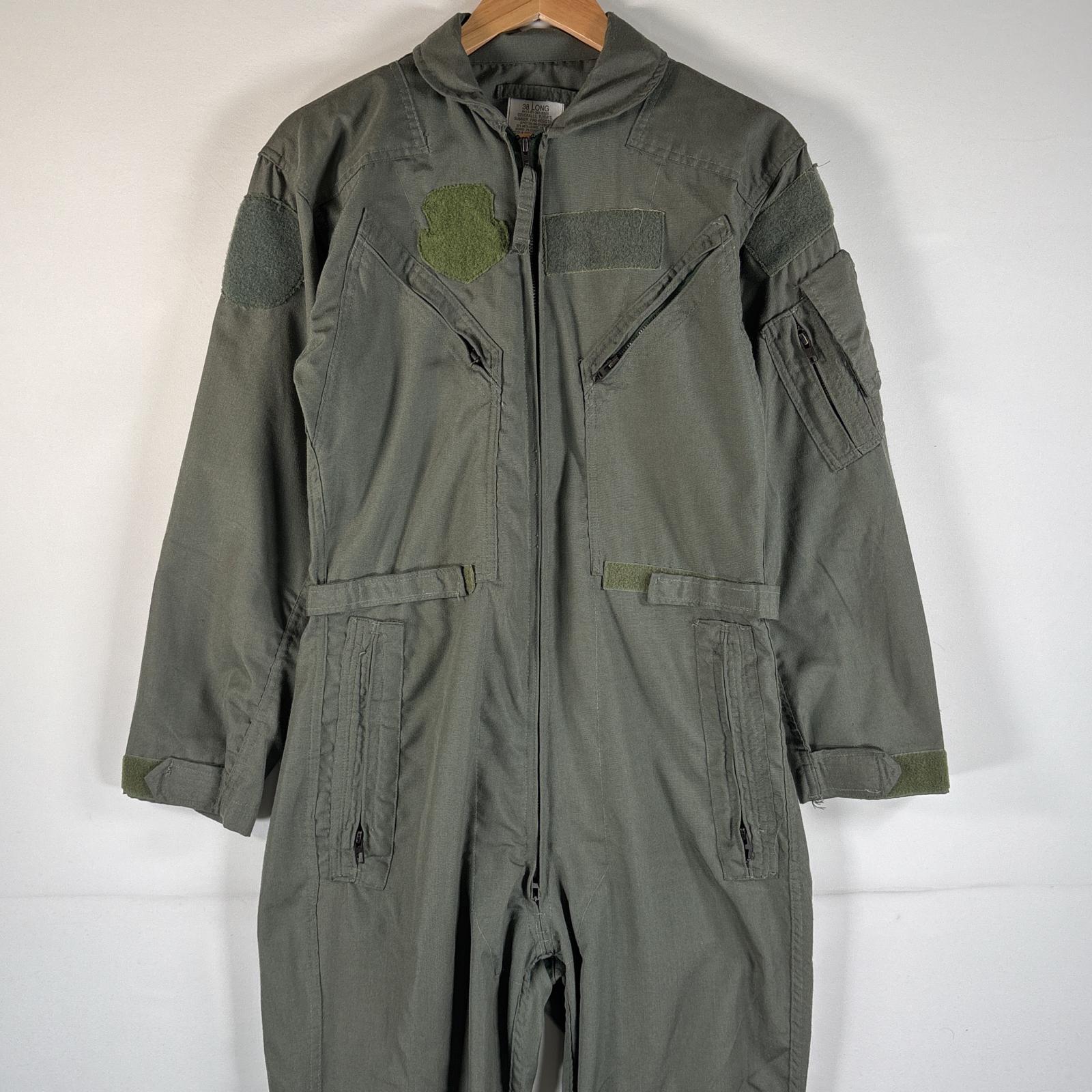 古着 90's/90年代 ミリタリー 長袖つなぎ オールインワン ワーク 作業着 米軍実物 大きいサイズ CWU 38LONG オリーブグリーン系 メンズ 【中古】