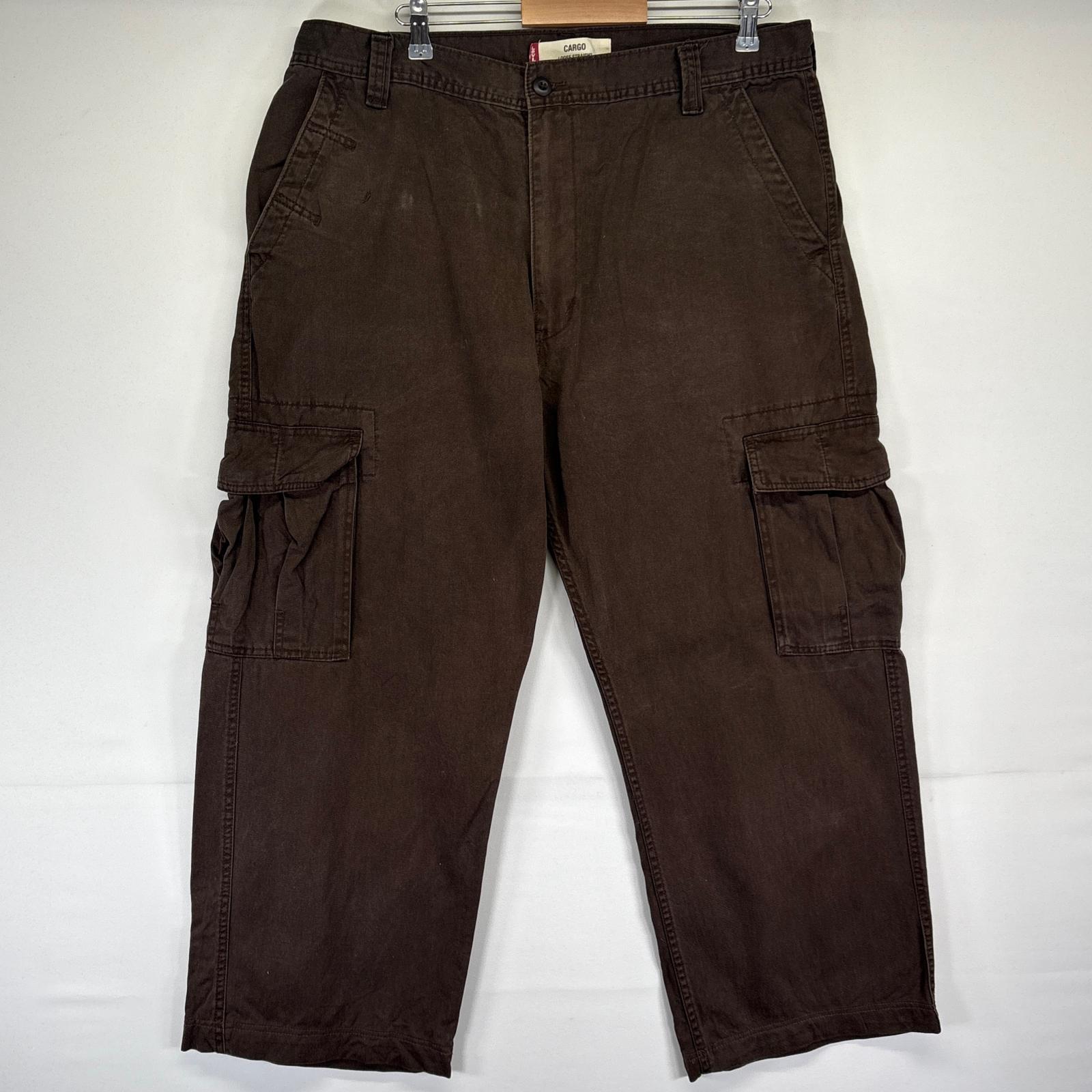 古着 リーバイス Levi's カーゴパンツ ジーパン ストレート 大きいサイズ ワンポイントロゴ w38 L34 ブラウン メンズ 【中古】