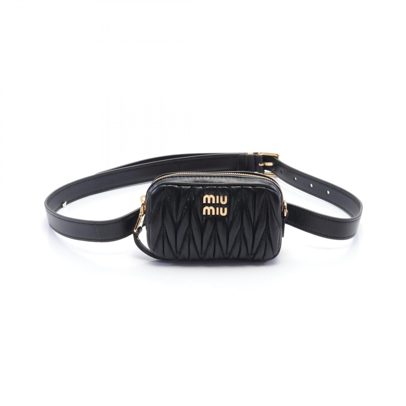 【極希少★美品】miumiu ボディバッグ ウエストポーチ  マテラッセ 極希少☆美品】miumiu ボディバッグ ウエストポーチ マテラッセ