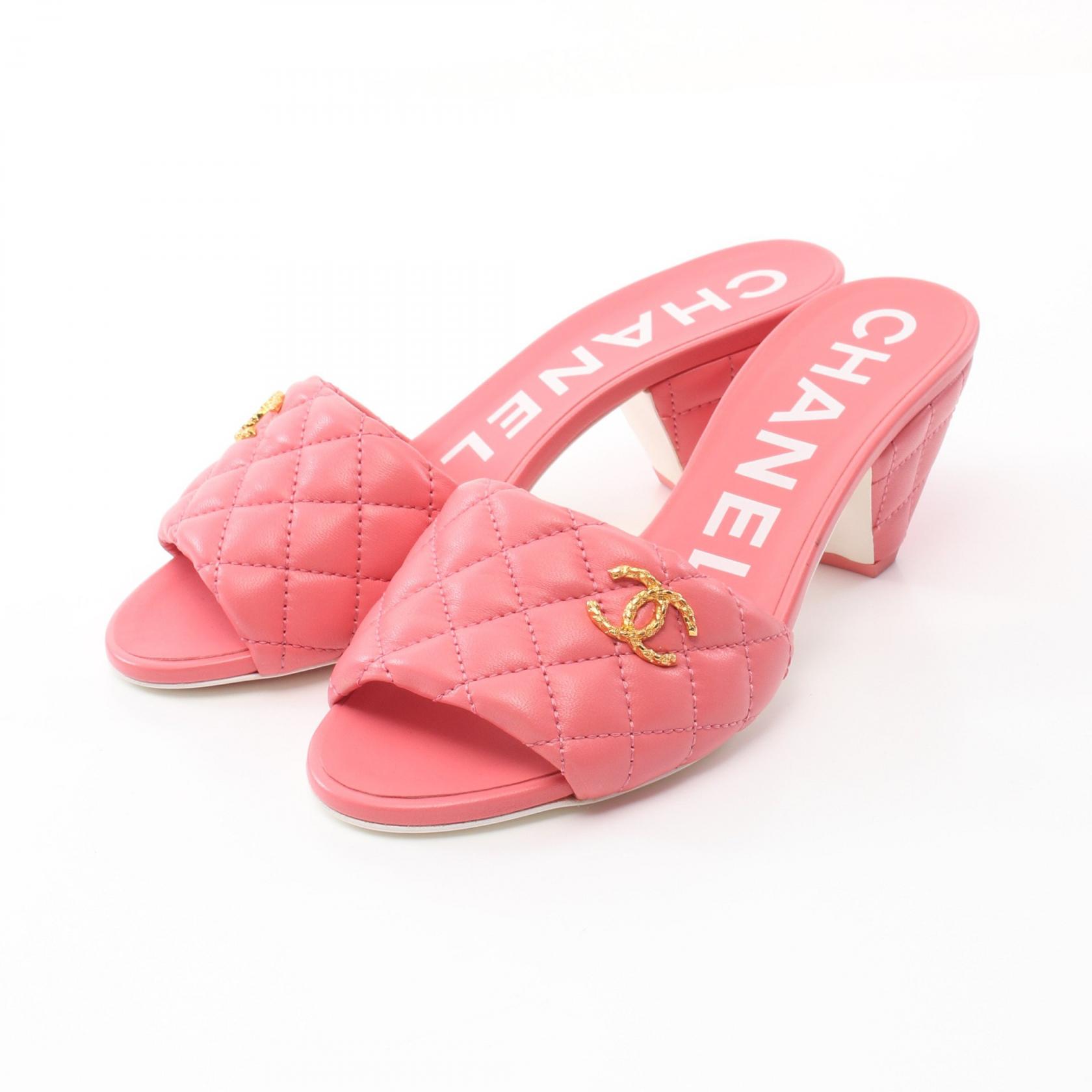 新品　CHANEL ブラックレザー ミュール ミュール - ラムスキン、ブラック — ファッション | CHANEL シャネル