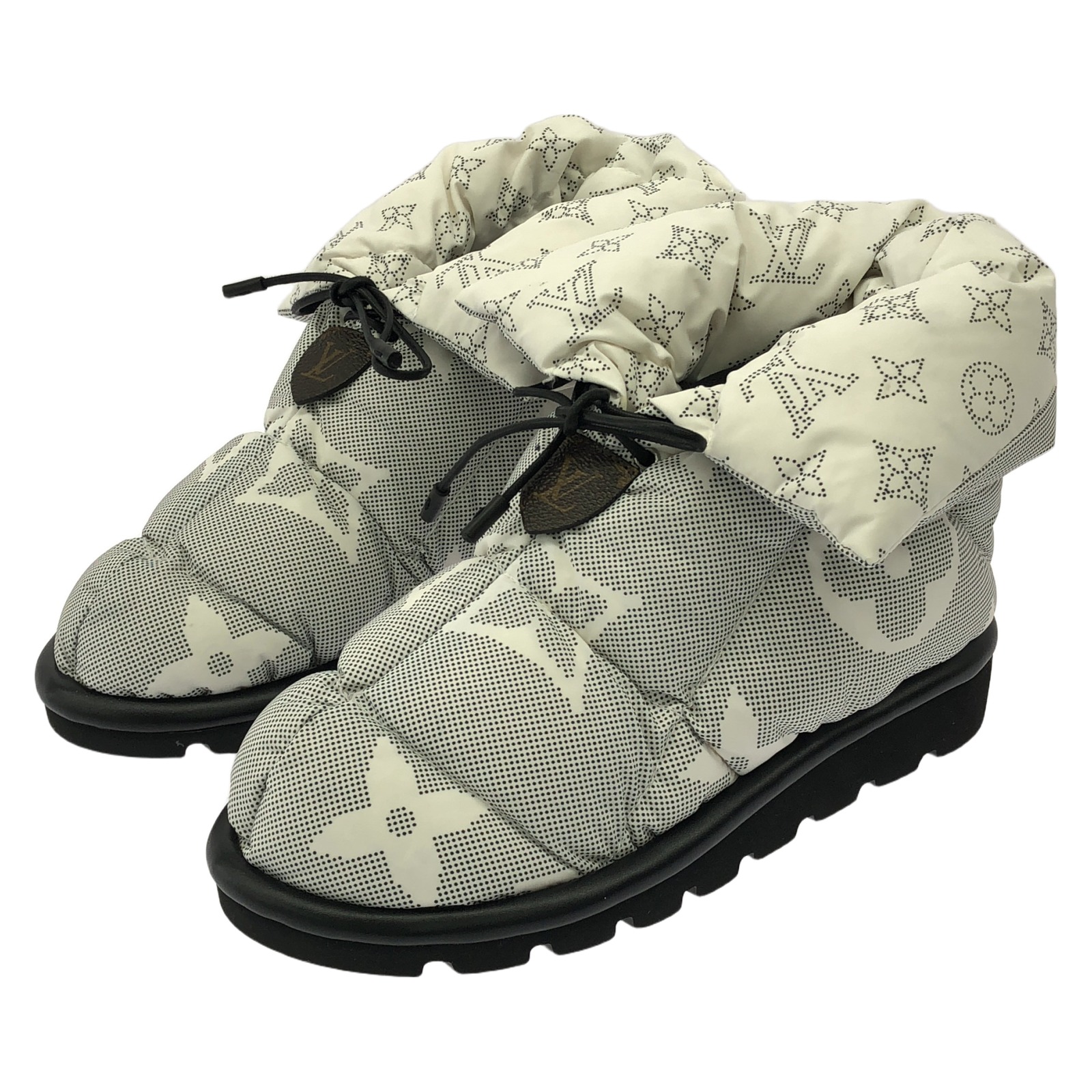【20%OFFクーポン対象 4/4 20時-4/10 23:59】ルイ・ヴィトン LOUIS VUITTON ブーツ ブーツ 靴 グレー系 【中古】