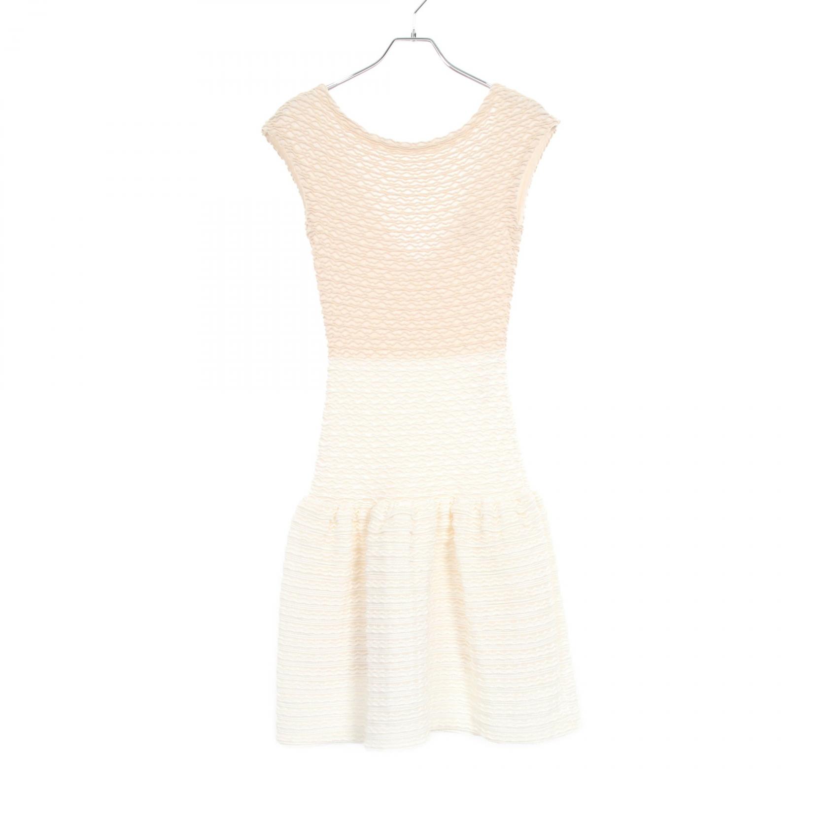 お値下げしました❣️ルイ・ヴィトン　シルクワンピース　美品 ルイヴィトンシルクワンピース