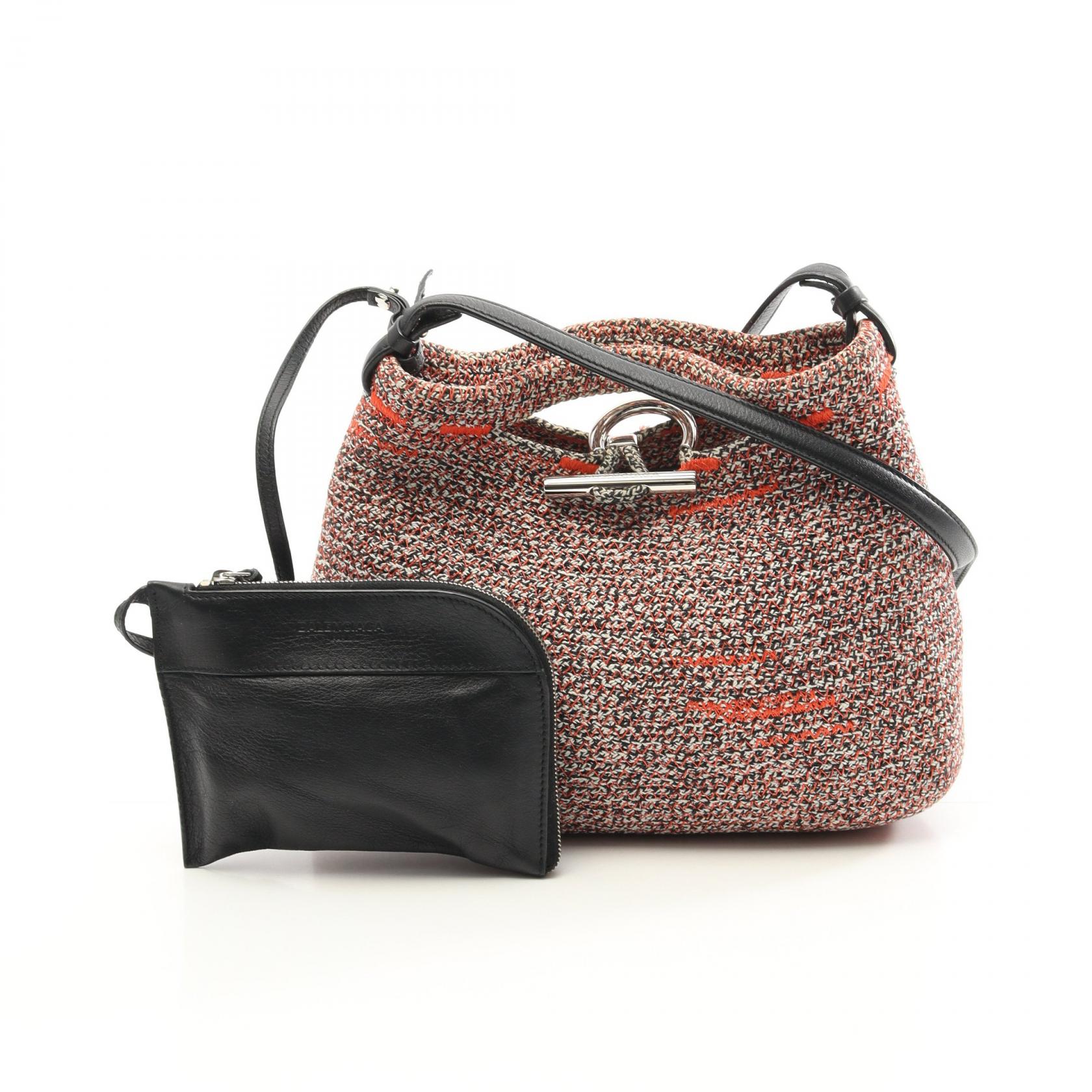 【バレンシアガ】ショルダーバッグ 楽天市場】BALENCIAGA バレンシアガ 409000 ネイビーバケット