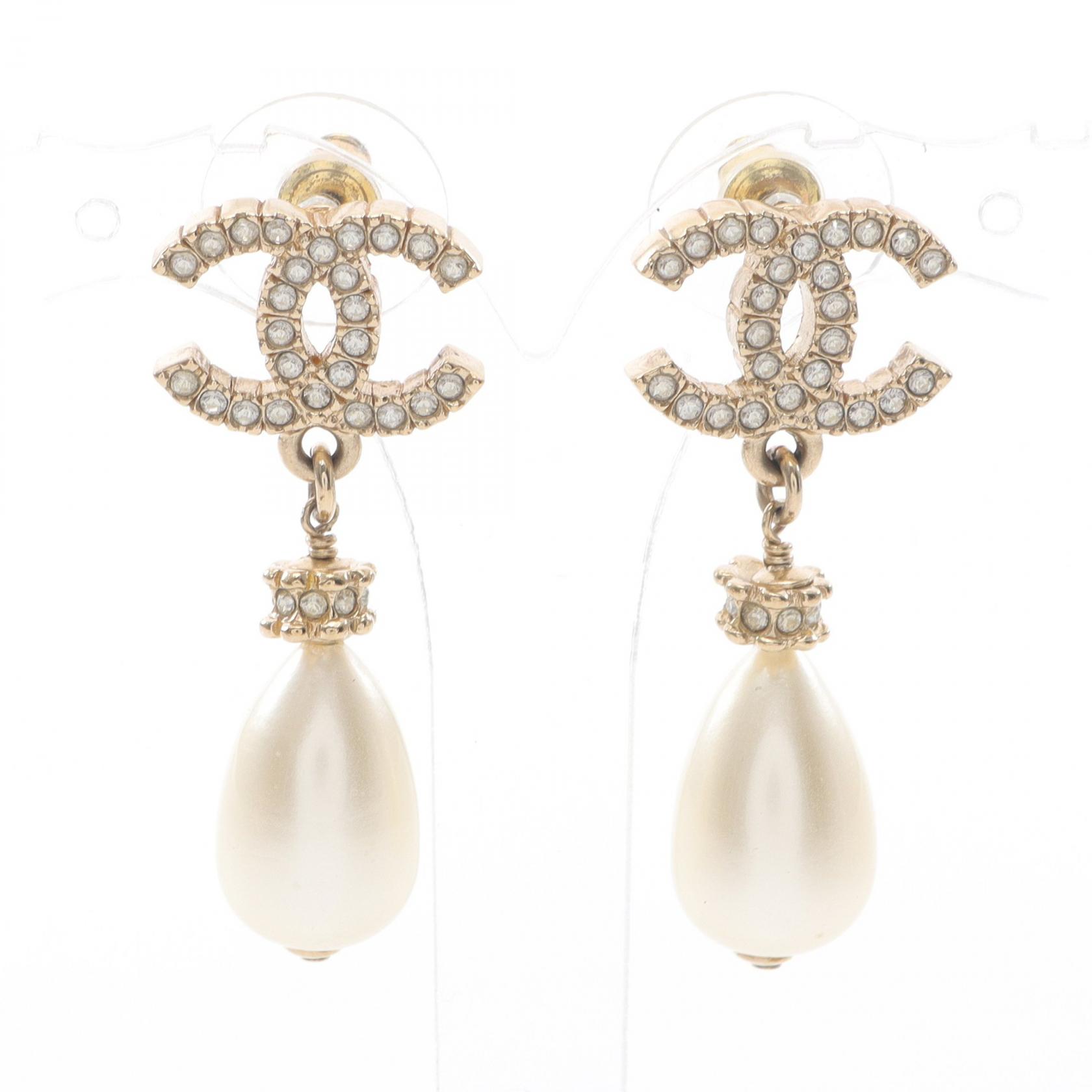 【CHANEL】お花モチーフ♪ホワイト＆シルバー ピアス 楽天市場】シャネル CHANEL ピアス ココマーク フラワーモチーフ