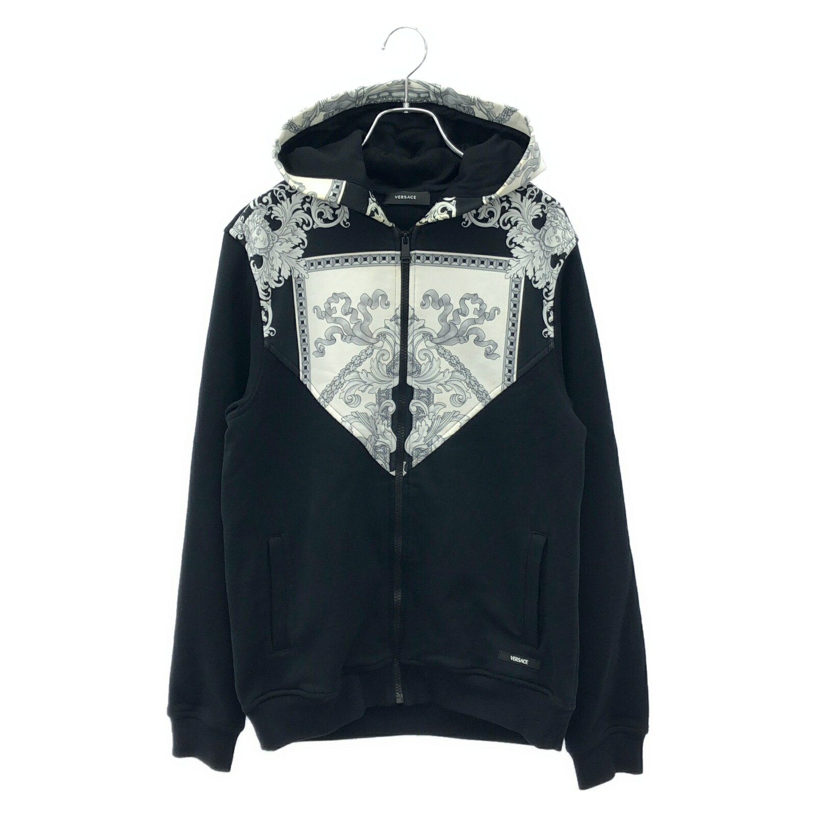 美品　VERSACE ヴェルサーチェ　黒 ジップアップジャケット 関税込 ヴェルサーチェ ブルゾン バックプリント メドゥーサ 黒