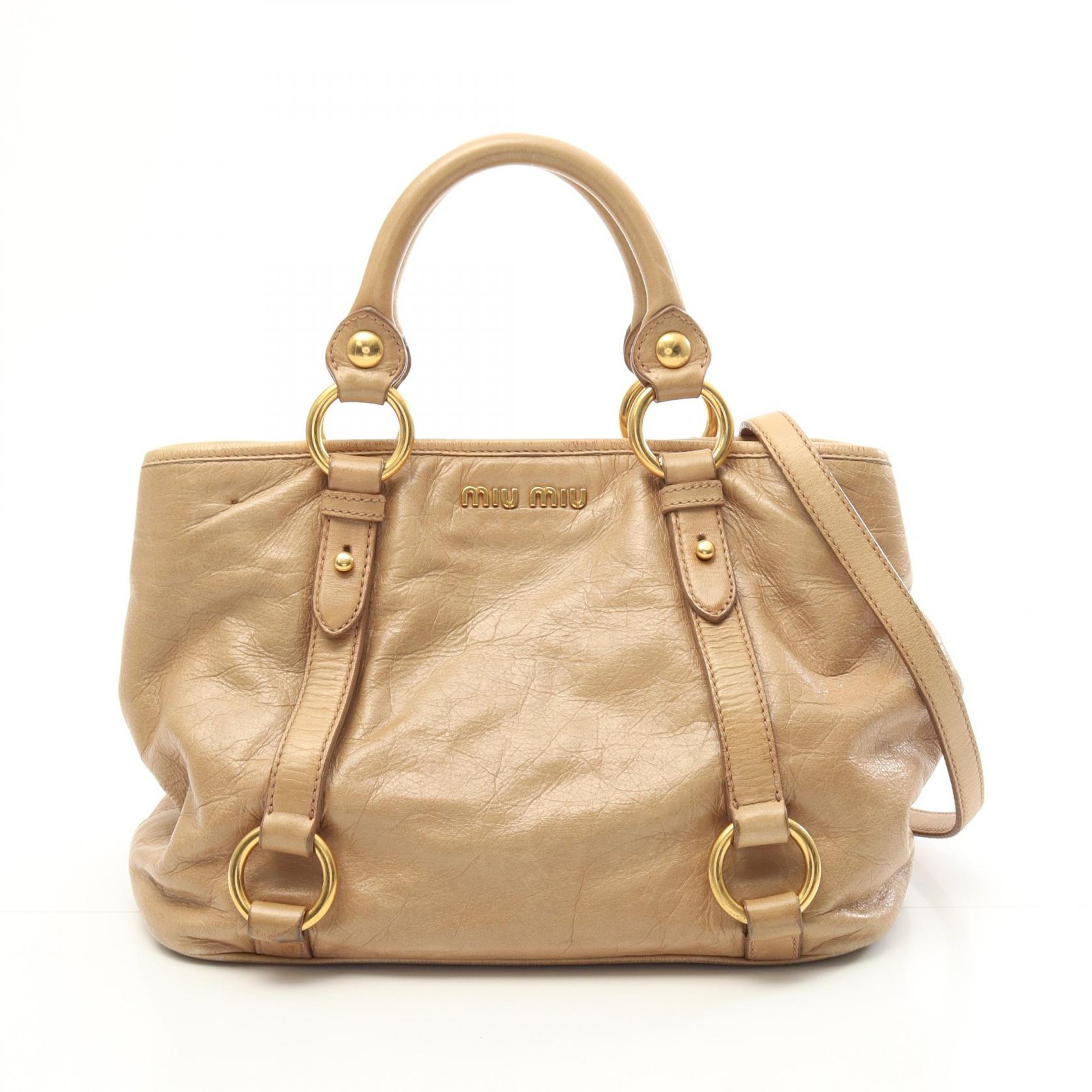 ミュウミュウ miumiu レザー ハンドバッグ チャーム ベージュ miu ミュウミュウ リボン ベージュ ピンク レザー ハンドバッグ