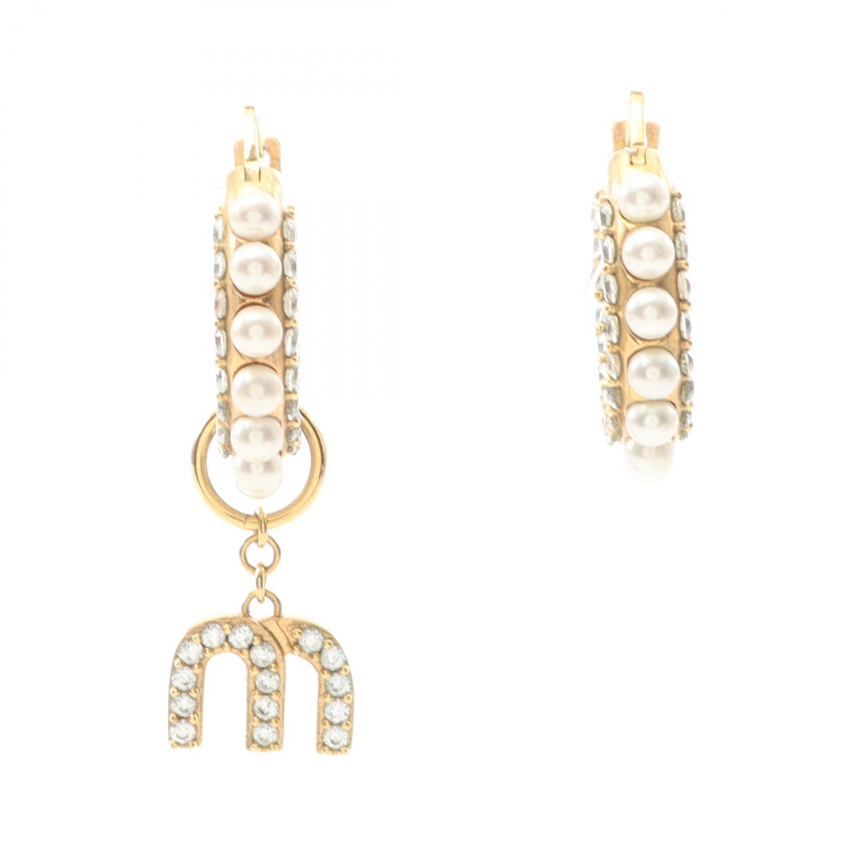 楽天市場】【最大2万円OFFクーポン対象・11/29～12/1限定】MIUMIU