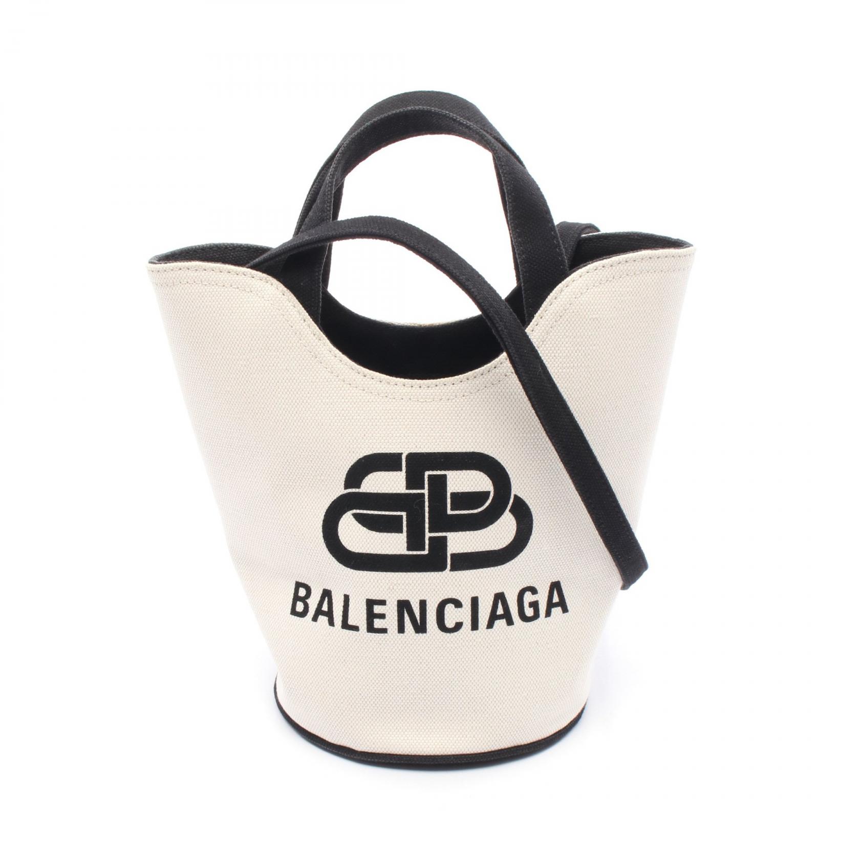 ⭐︎毎日値下げ⭐︎【中古】BALENCIAGA ウェーブ XS バケットバッグ ⭐︎毎日値下げ⭐︎【中古】BALENCIAGA ウェーブ XS バケット