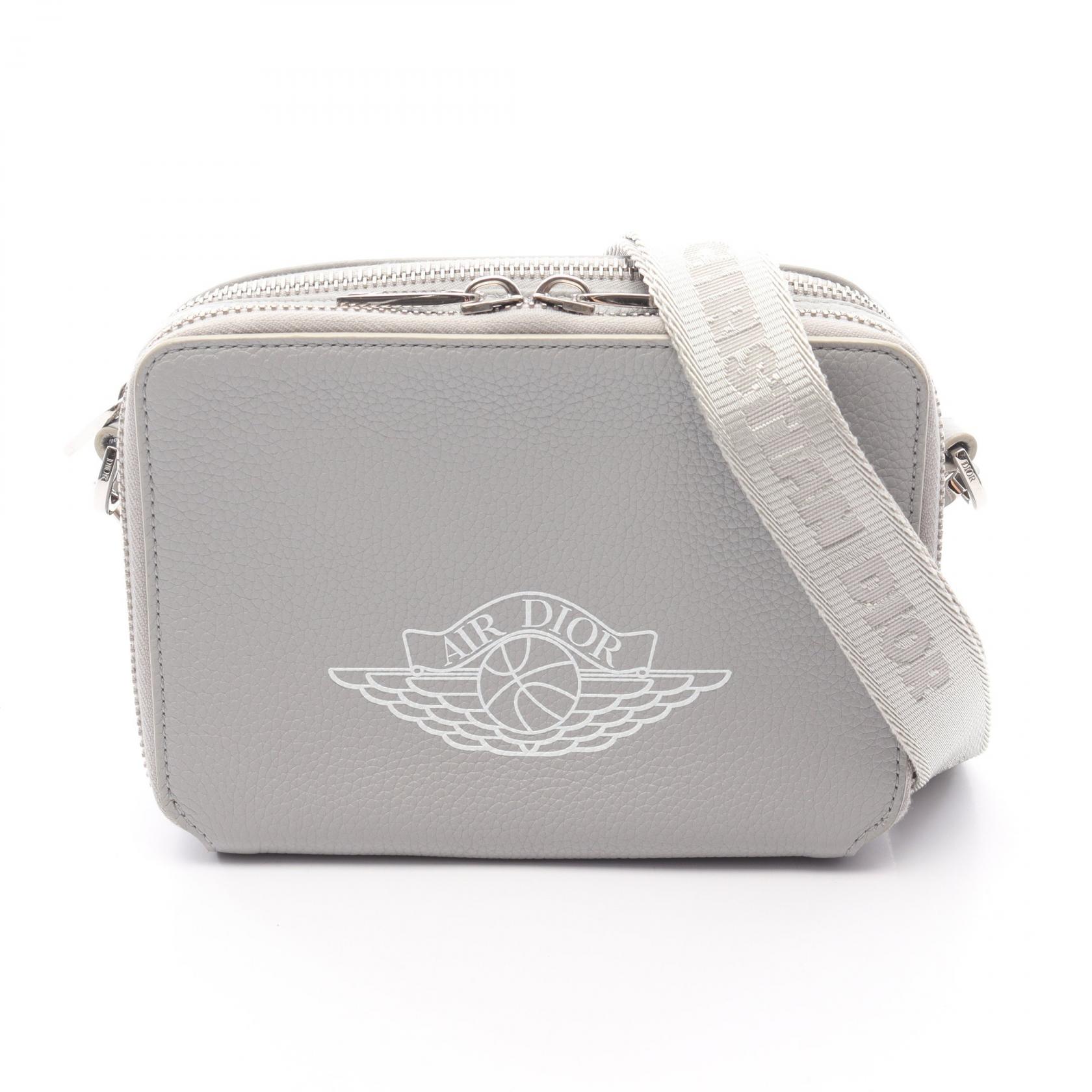 バッグ Dior x Jordan Shoulder Bag CHRISTIAN DIOR X AIR JORDAN ZIPPED COMPACT BAG LOW HIGH MAN