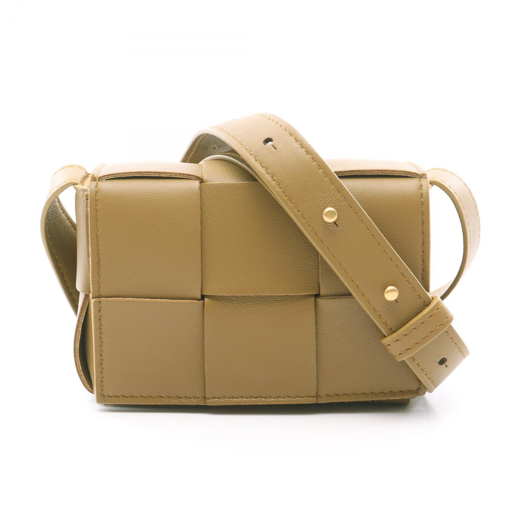 Bottega Veneta(ボッテガヴェネタ) パラキート カセットバッグ ボッテガヴェネタ ショルダーバッグ イントレチャート スモール