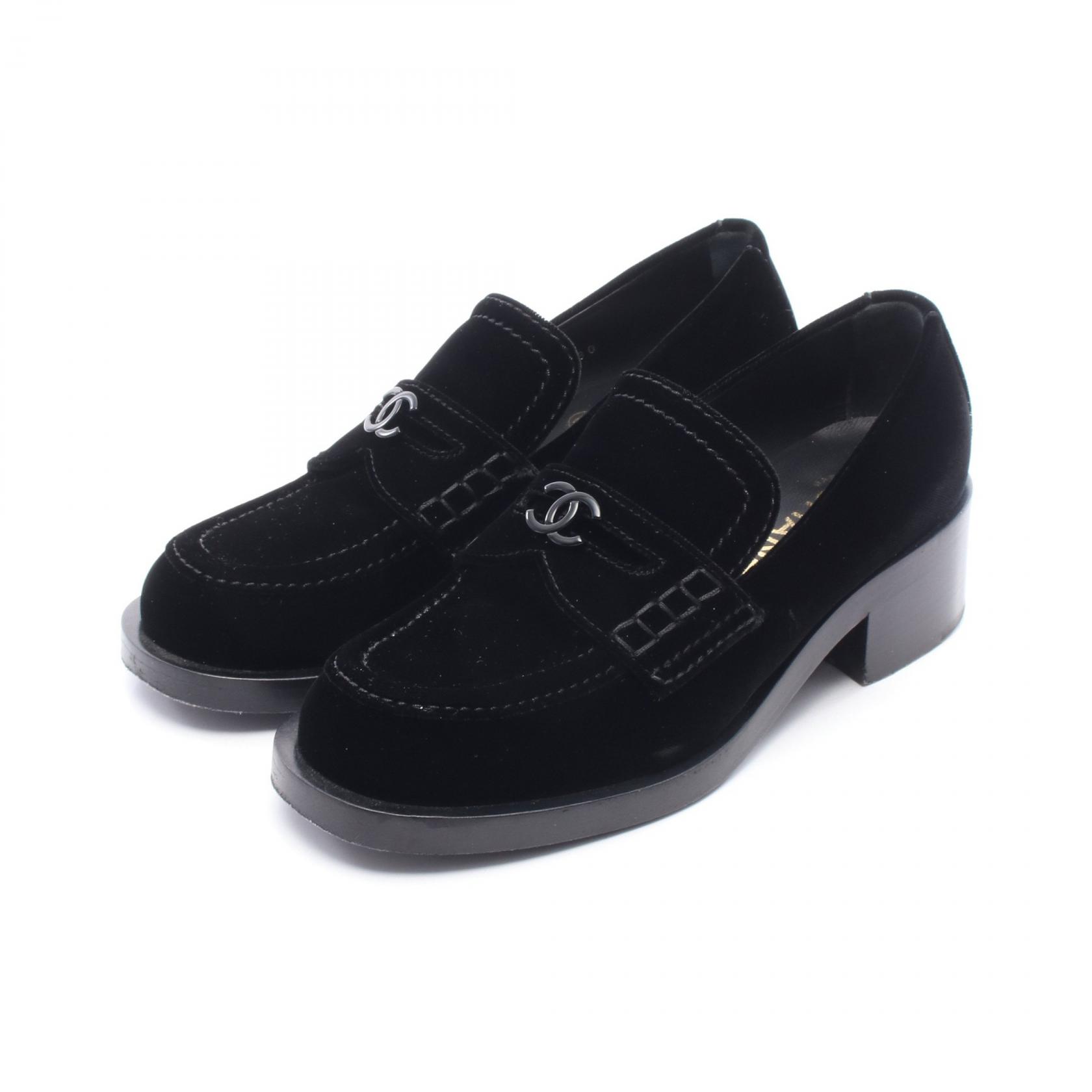 CHANEL ローファー　シャネル　サイズ37 中古・古着通販】CHANEL (シャネル) カーフスキン ローファー