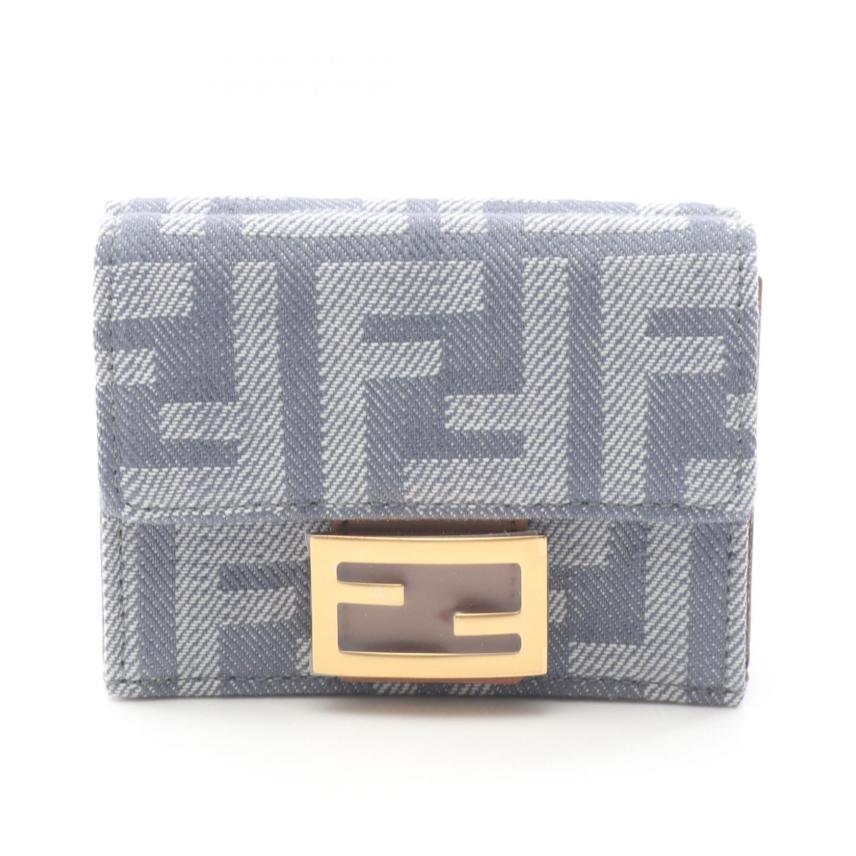 FENDI☆フェンディ☆三つ折り財布 ロゴ グラフィティ ズッカ マルチカラー FENDI☆フェンディ☆三つ折り財布 ロゴ グラフィティ ズッカ