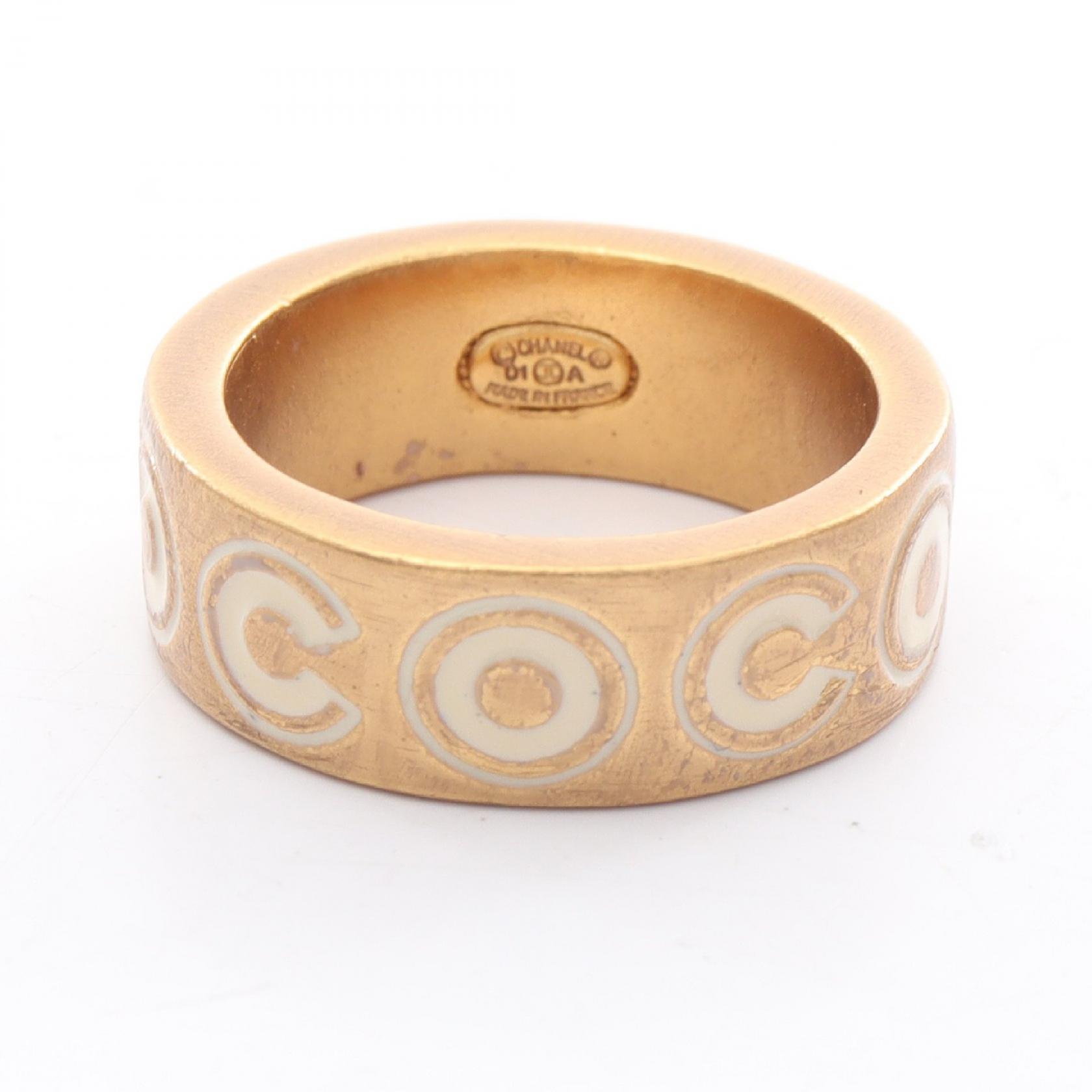 CHANEL ロゴ入りゴールドメッキリング 傷有り CHANEL ロゴ入りゴールド