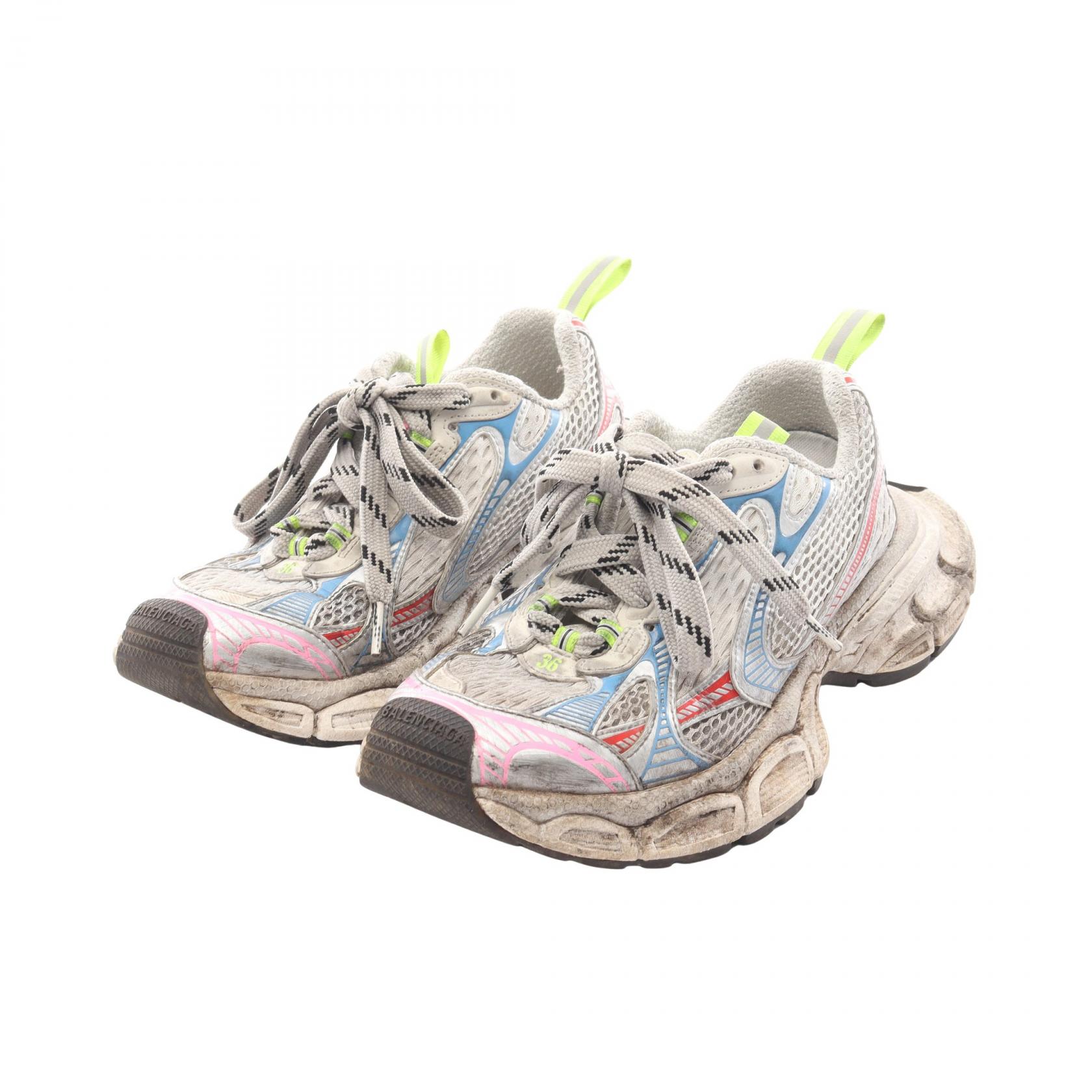 BALENCIAGA バレンシアガ 18SS EUROPE デムナヴァザリア BALENCIAGA バレンシアガ 18SS EUROPE デムナヴァザリア