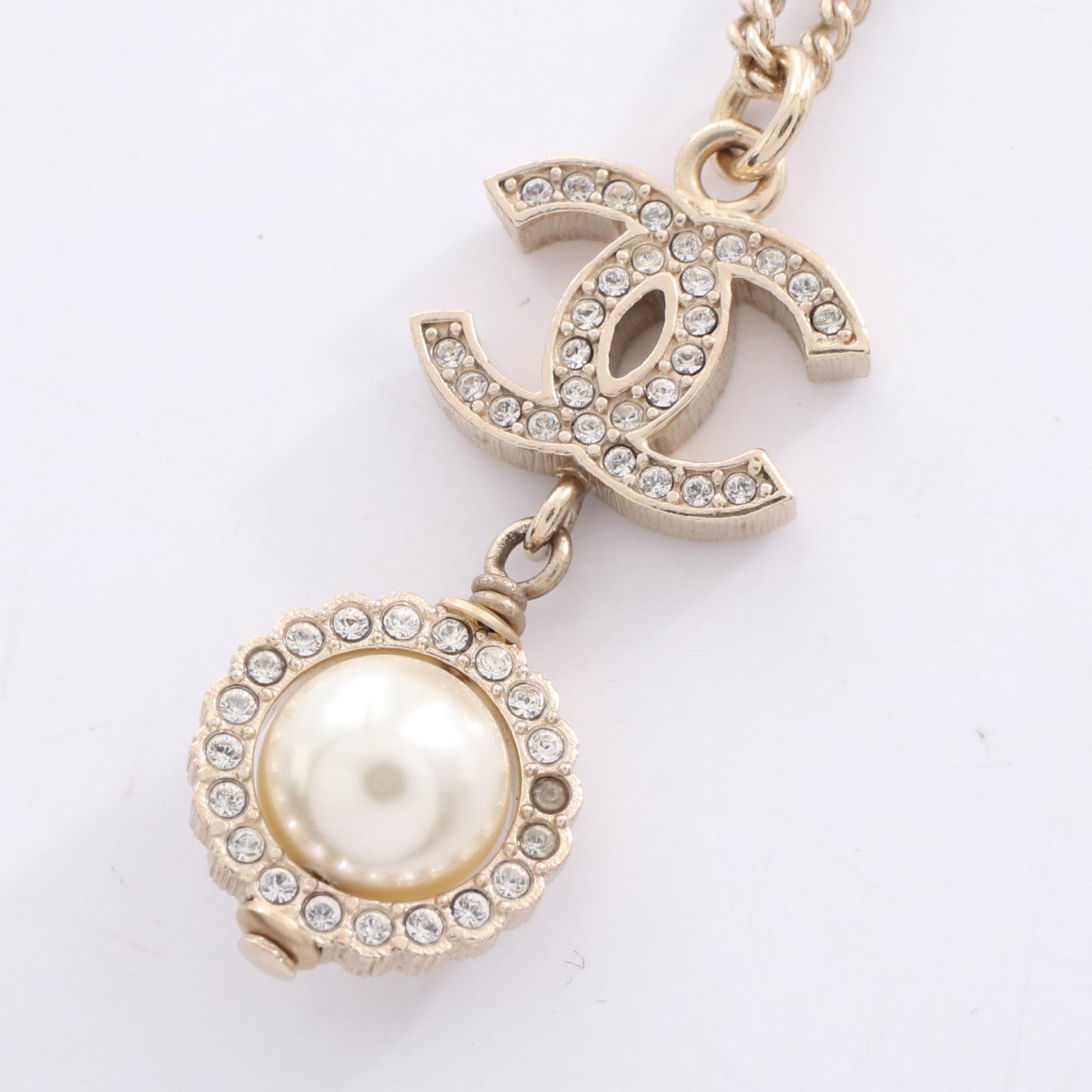 【15%OFFクーポン 7/19 20時~7/26 9:59】シャネル CHANEL ココマーク ネックレス ジュエリー GP(ゴールドメッキ) フェイクパール / ラインストーン ゴールド系 / ホワイト系 / クリア系 【中古】|RECLO(リクロ)店