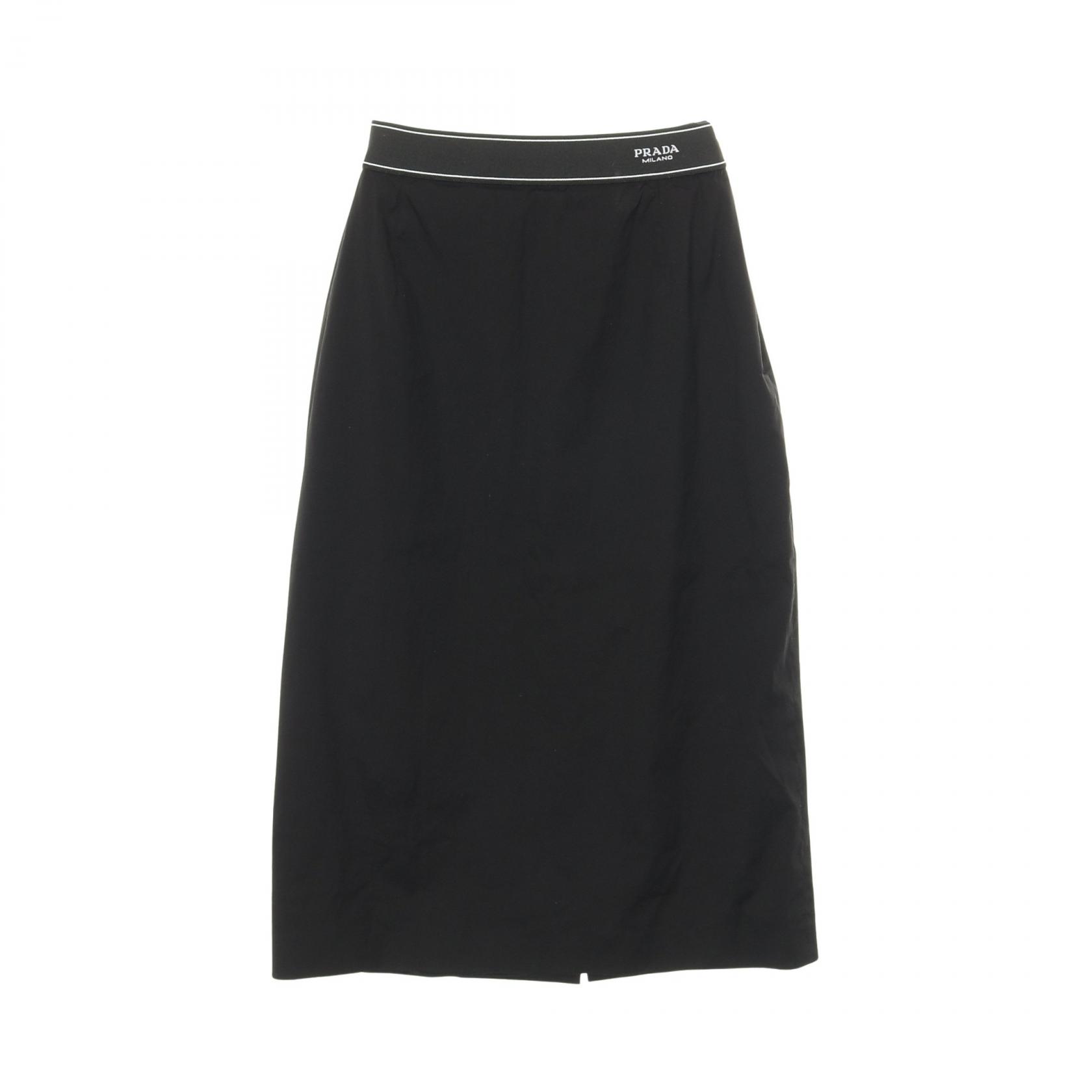 PRADA/ブラックナイロンベルト付きスカート PRADA ブラック ナイロンプリーツスカート ベルト付き Prada Re-Nylon