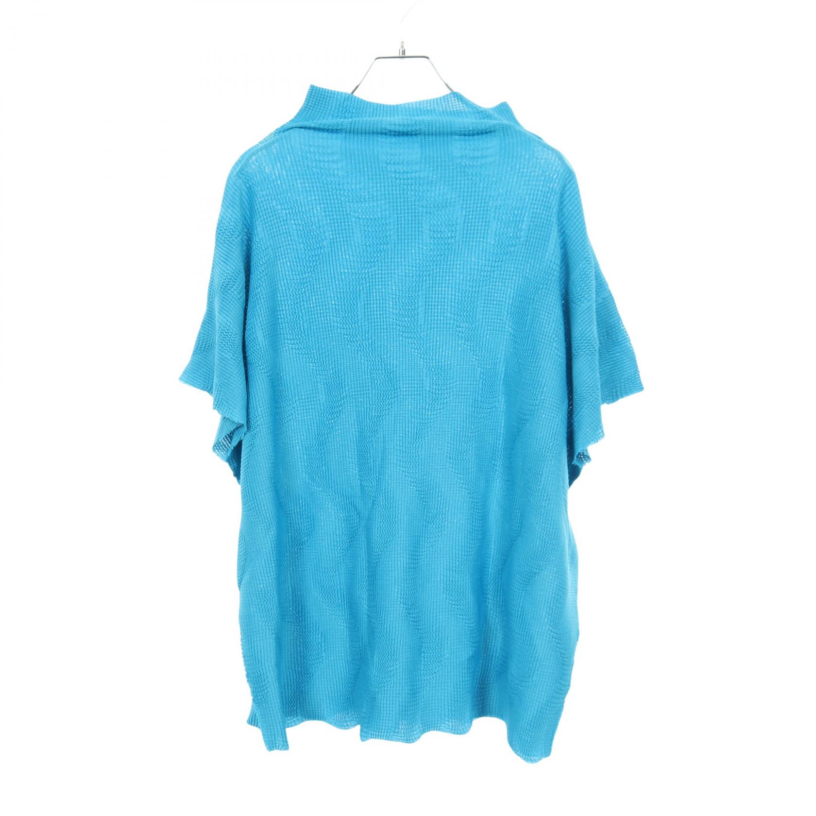 ミー イッセイミヤケ me ISSEY MIYAKE WAVE KNIT STRETCH PLEATS カットソー 衣料品 トップス ポリエステル ブルー系 【中古】 16,060円