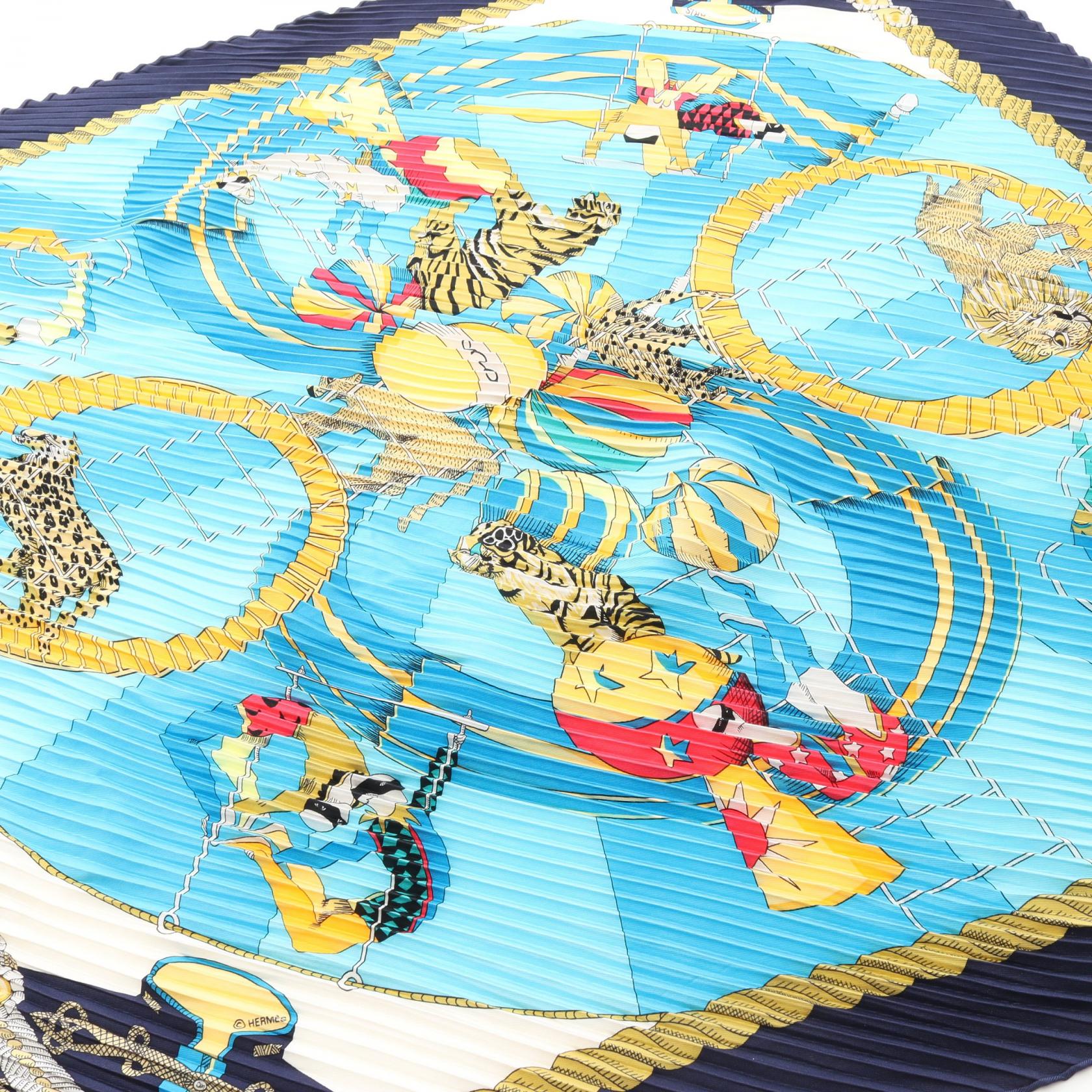 エルメス HERMES カレプリセ circus スカーフ 衣料品 シルク シルク ブルー系 / マルチカラー 【中古】