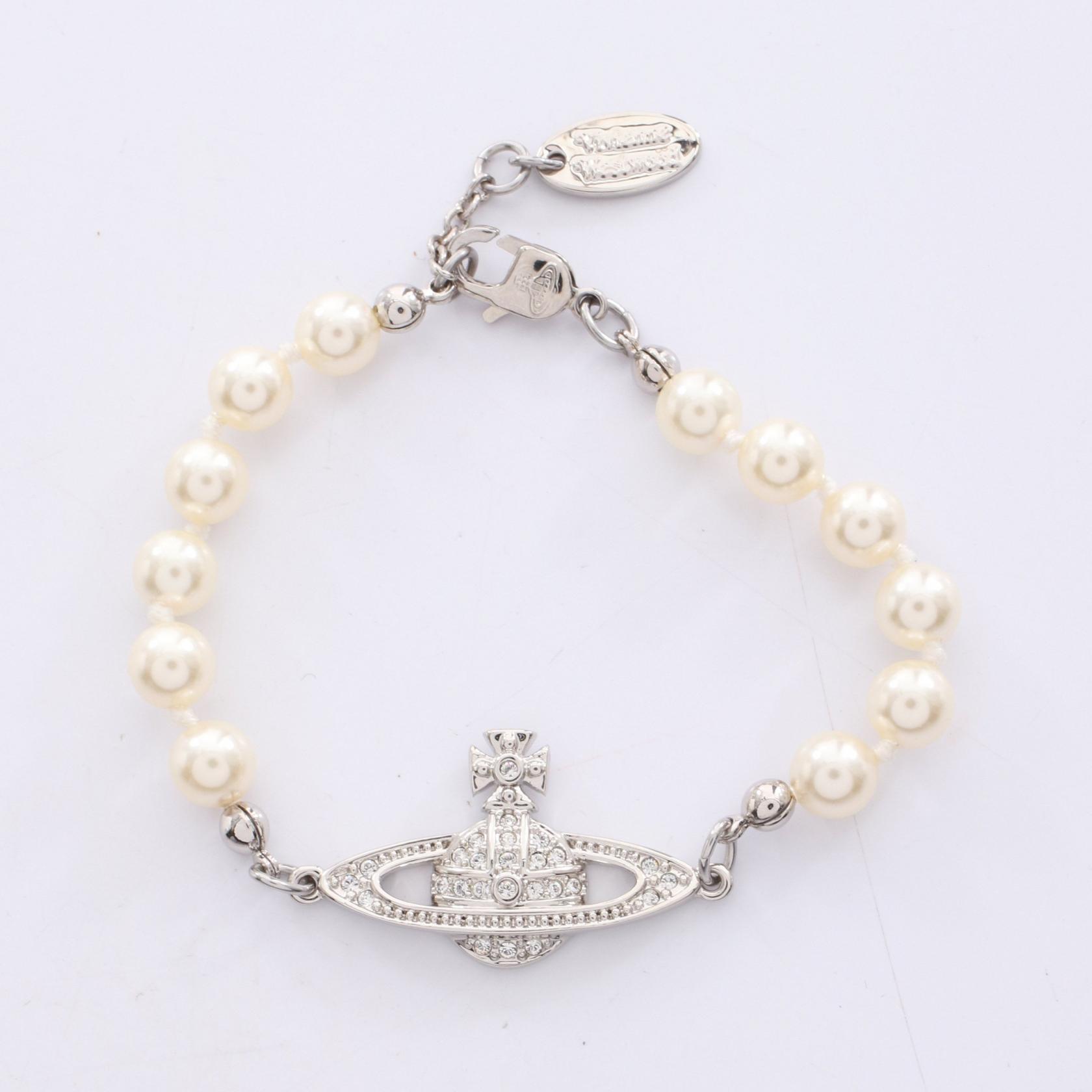 ヴィヴィアンウエストウッド Vivienne Westwood MINI BAS RELIEF ブレスレット アクセサリー ステンレススチール フェイクパール / ラインストーン ホワイト系 / シルバー系 / クリア系 61030001/02P131 【新品】