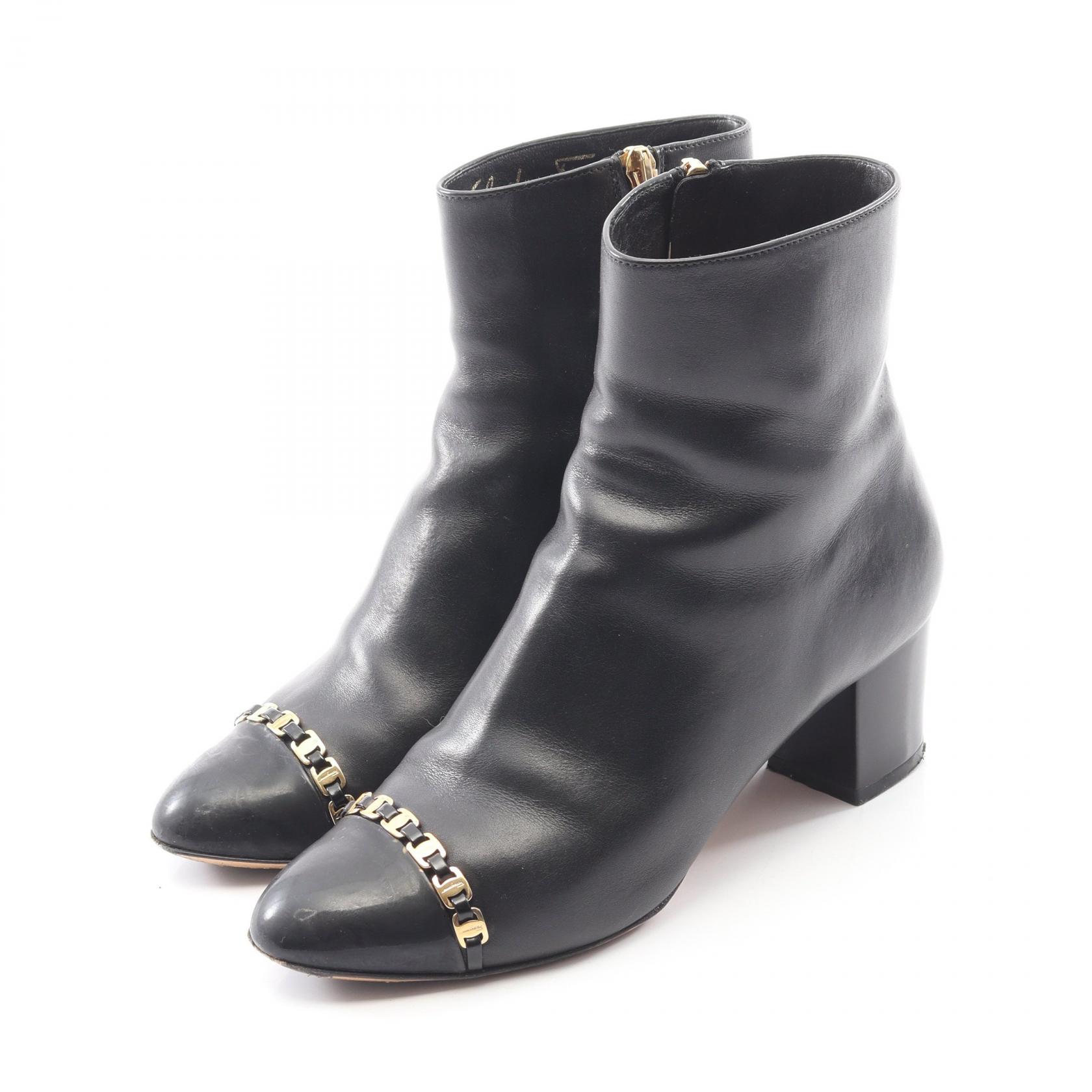 サルヴァトーレフェラガモ Salvatore Ferragamo ブーツ 靴 レザー ブラック系 【中古】