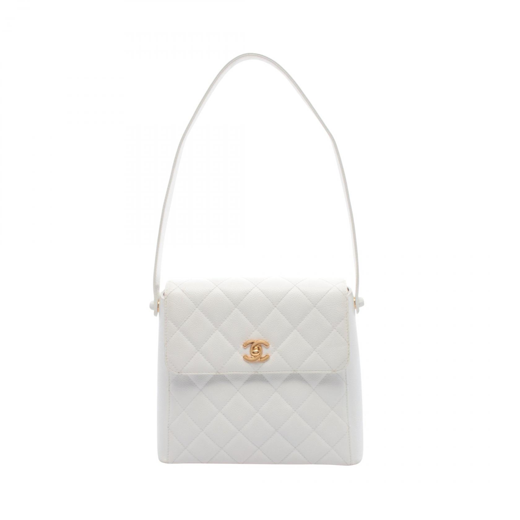 シャネル CHANEL マトラッセ ショルダーバッグ バッグ レザー グレインドカーフレザー ホワイト系 【中古】