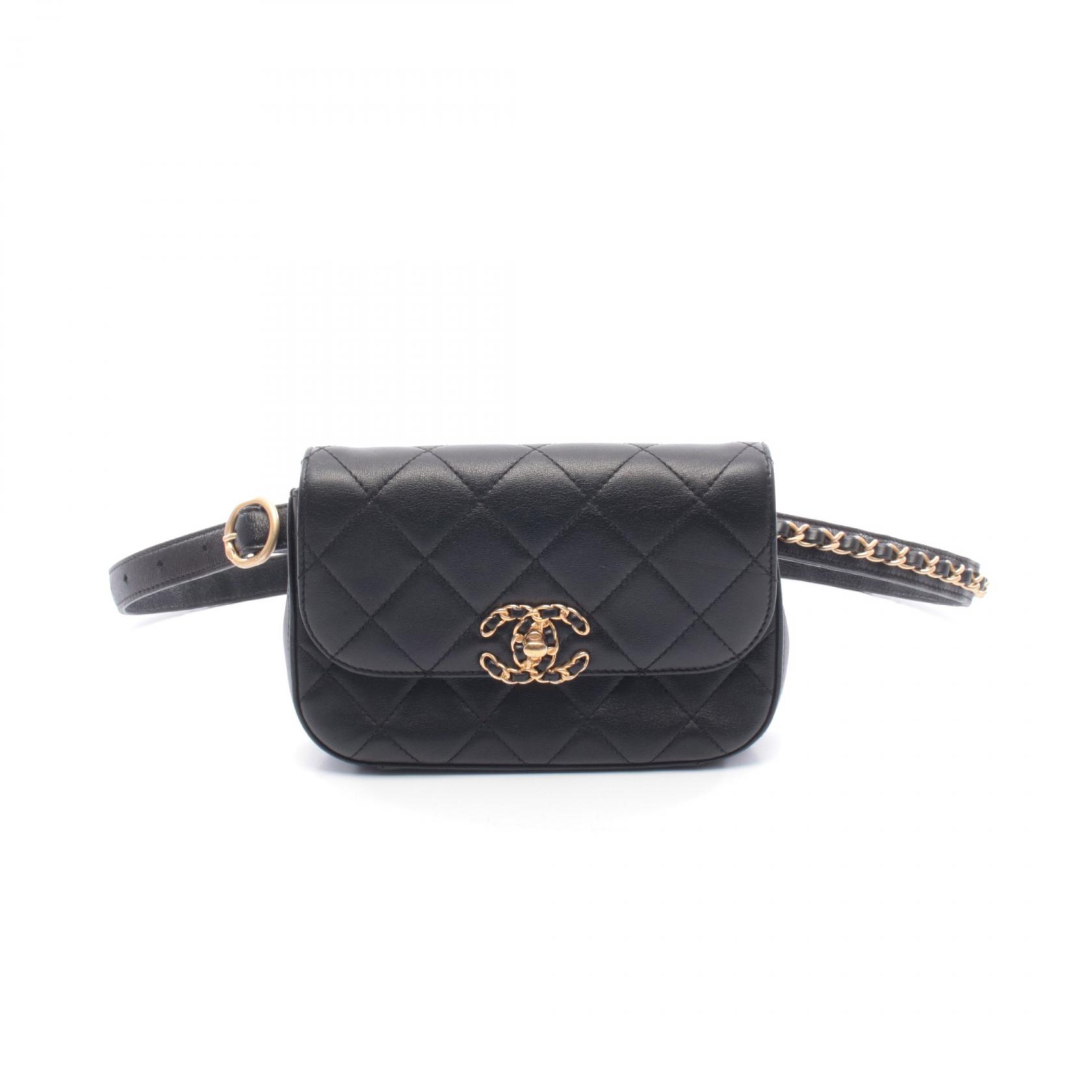 【15%OFFクーポン対象 4/4 20時-4/10 23:59】シャネル CHANEL CHANEL19 ウエストバッグ バッグ ラムスキン（羊革） ブラック系 【中古】 176,000円