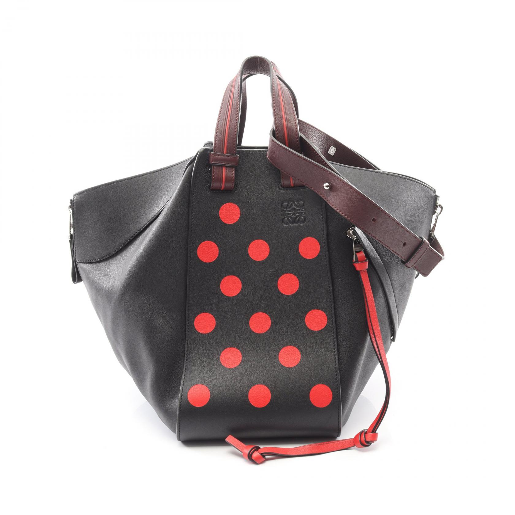 ロエベ LOEWE ハンモック ミディアム ハンドバッグ バッグ レザー ブラック系 / レッド系 【中古】|RECLO(リクロ)店