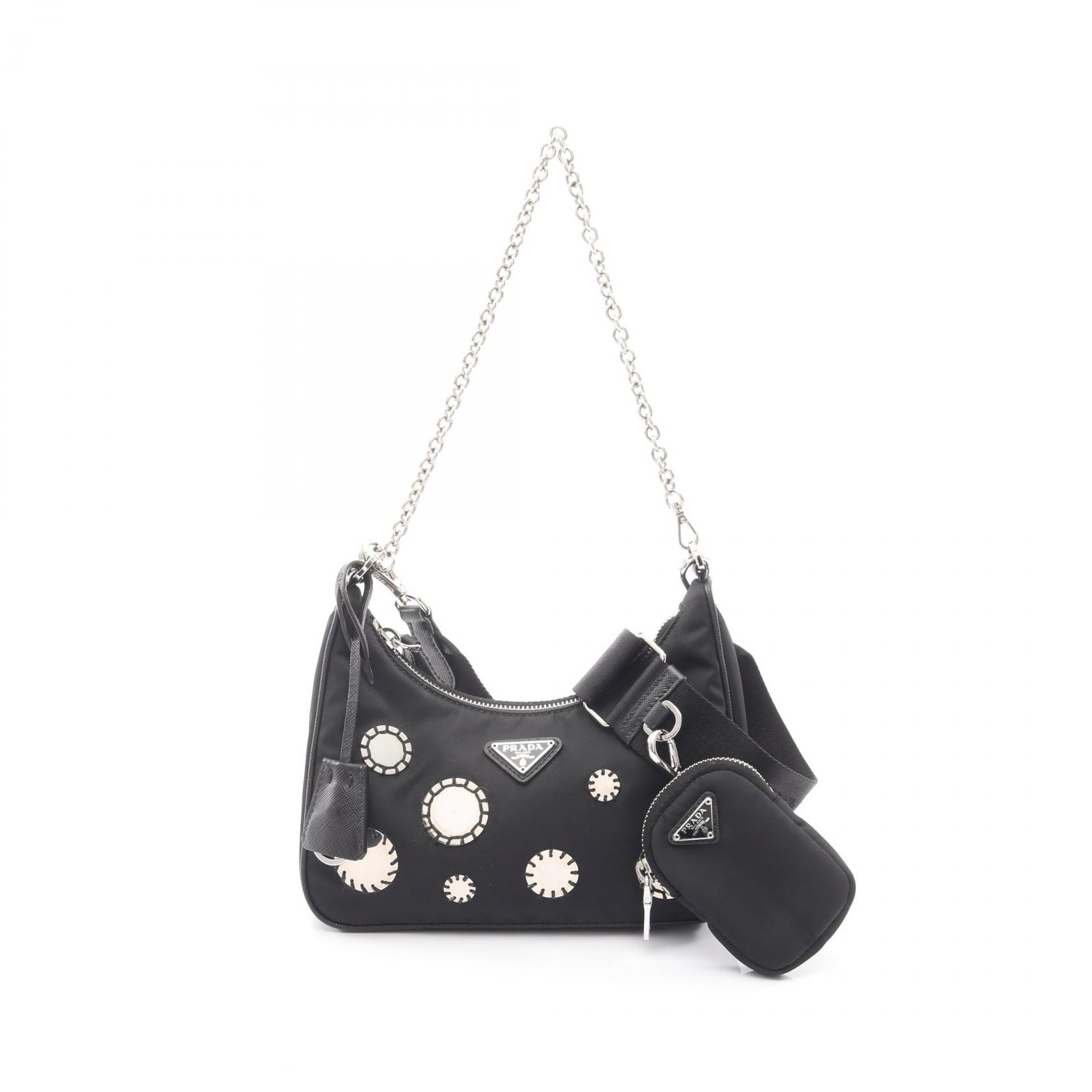 【10%OFFクーポン 7/21 10時~7/26 9:59】プラダ PRADA Re-Edition 2005 ショルダーバッグ バッグ ナイロン サフィアーノレザー ブラック系 1BH204 【中古】|RECLO(リクロ)店