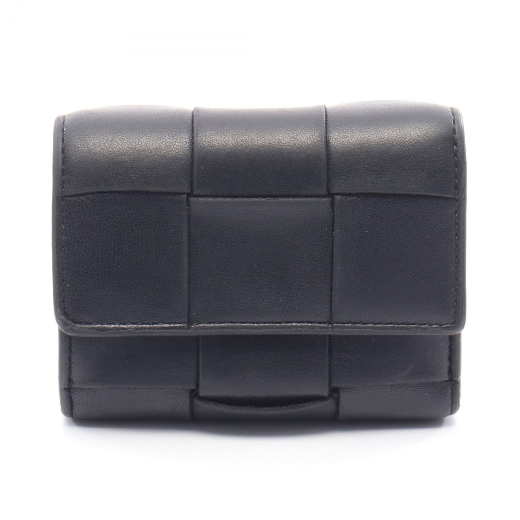 ボッテガヴェネタ BOTTEGA VENETA イントレチャート 三つ折り財布 財布 レザー ブラック系 750245 【中古】
