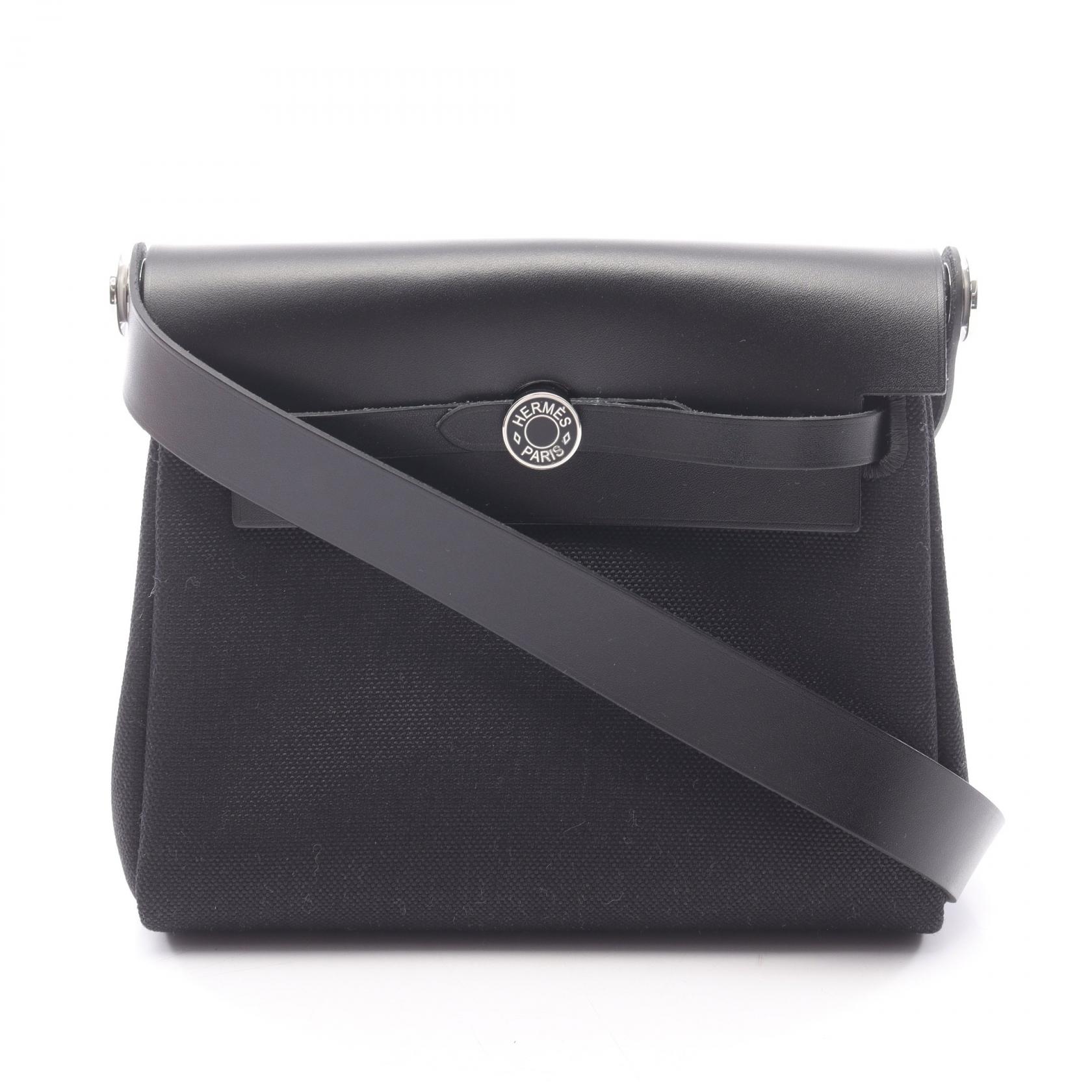 【10%OFFクーポン 7/21 10時～7/26 9:59】エルメス HERMES エールバッグジップ ミニ ショルダーバッグ バッグ キャンバス レザー ヴァッシュハンター トワルミリタリー ブラック系 【中古】｜RECLO（リクロ）店