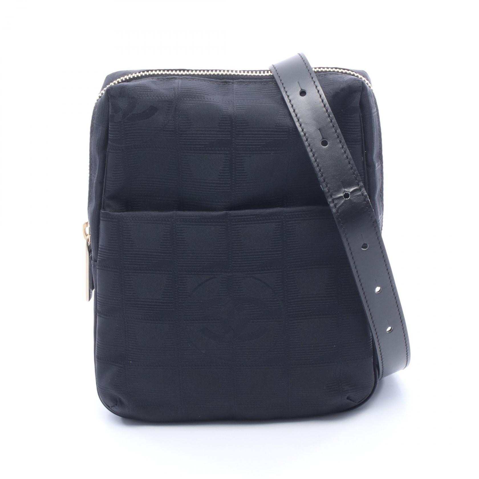 シャネル CHANEL ニュートラベルライン ショルダーバッグ バッグ レザー ナイロンキャンバス ブラック系 A20513 【中古】