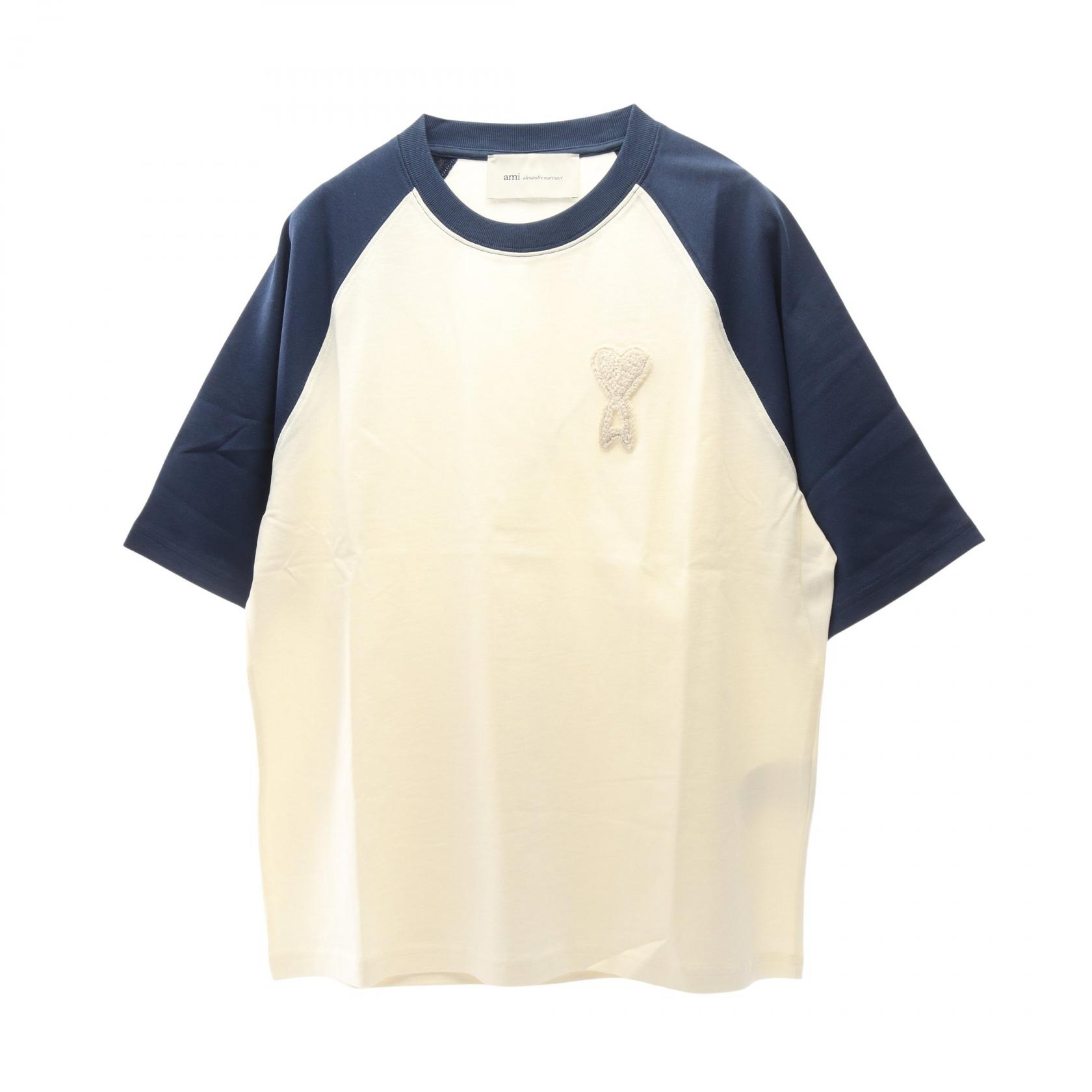 【10%OFFクーポン 7/18 0時～7/21 9:59】アミ AMI ニットパッチ 半袖Tシャツ 衣料品 トップス コットン ホワイト系 / ブルー系 UTS379.726A027XS 【新品】｜RECLO（リクロ）店