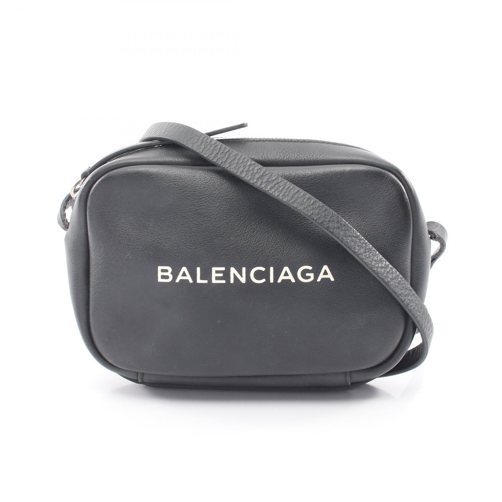 【10%OFFクーポン 7/21 10時~7/26 9:59】バレンシアガ BALENCIAGA EVERYDAY CAMERA BAG XS エブリデイ カメラバッグ ショルダーバッグ バッグ レザー ブラック系 489809 【中古】|RECLO(リクロ)店