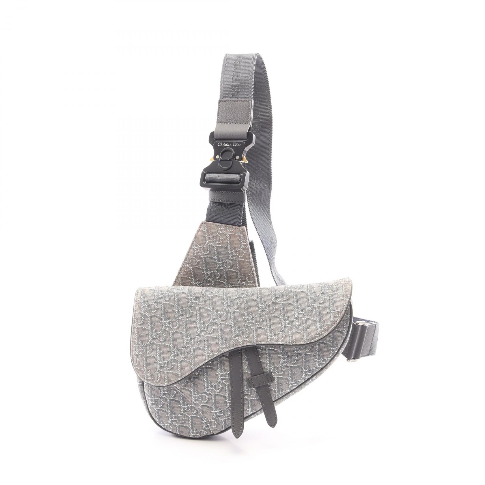 【15%OFFクーポン 7/19 20時～7/26 9:59】クリスチャンディオール Christian Dior SADDLE サドル オブリーク ウエストバッグ ボディバッグ バッグ キャンバス レザー グレー系 【中古】｜RECLO（リクロ）店