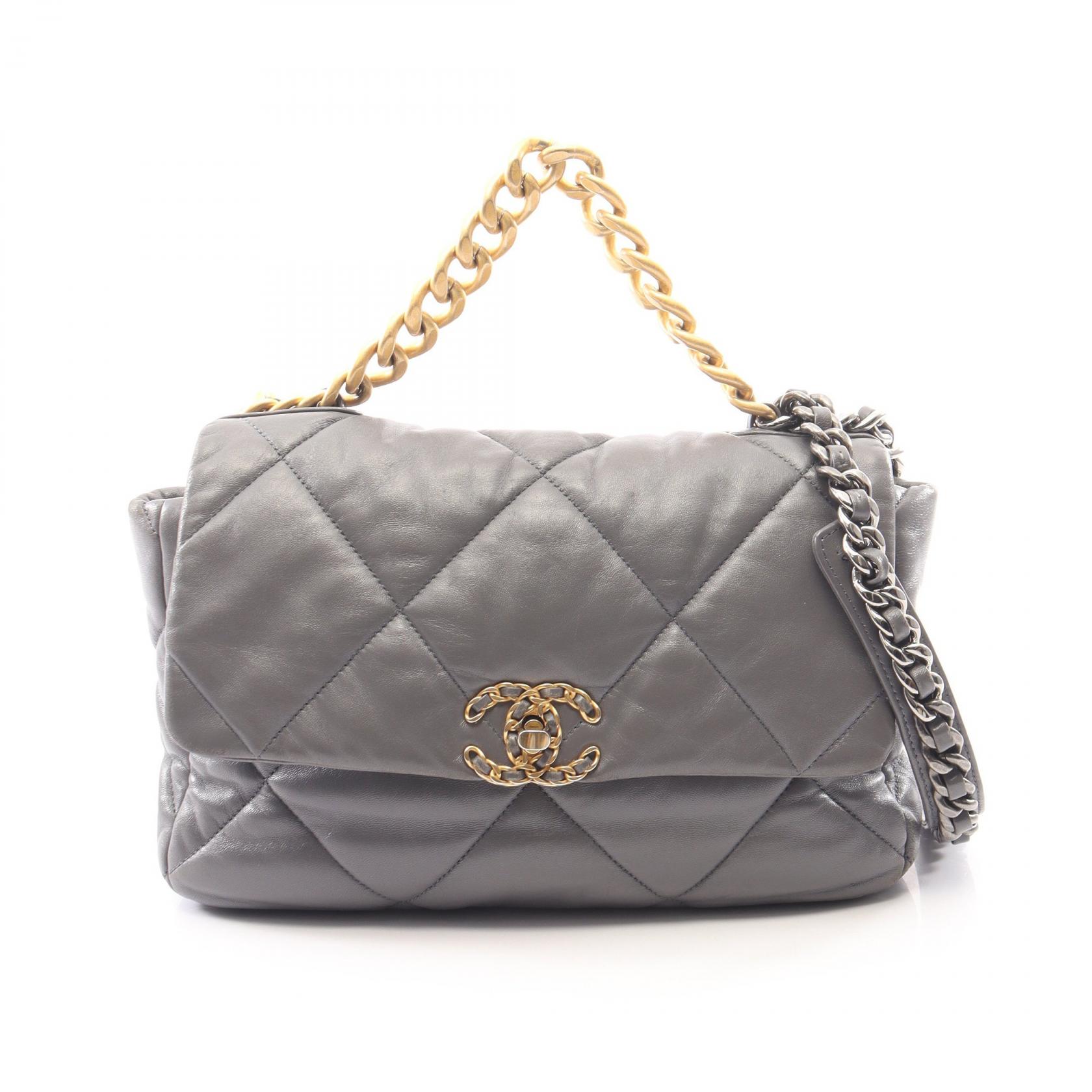 【15%OFFクーポン 7/19 20時～7/26 9:59】シャネル CHANEL 19 ディズヌフ マトラッセ 2WAY ショルダーバッグ バッグ レザー グレー系 【中古】｜RECLO（リクロ）店