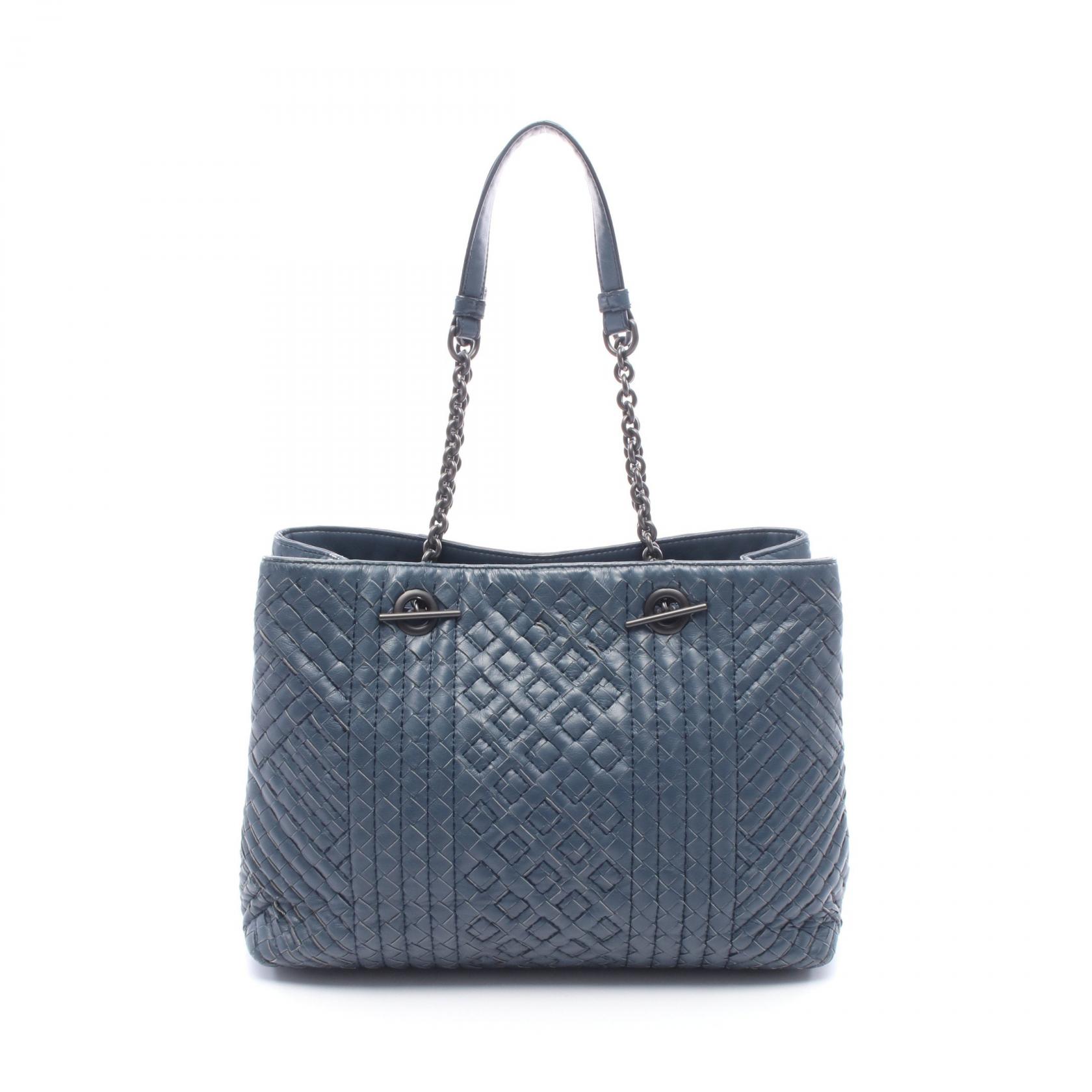 【10%OFFクーポン 7/21 10時~7/26 9:59】ボッテガヴェネタ BOTTEGA VENETA イントレチャート ショルダーバッグ バッグ レザー ネイビー系 【中古】|RECLO(リクロ)店