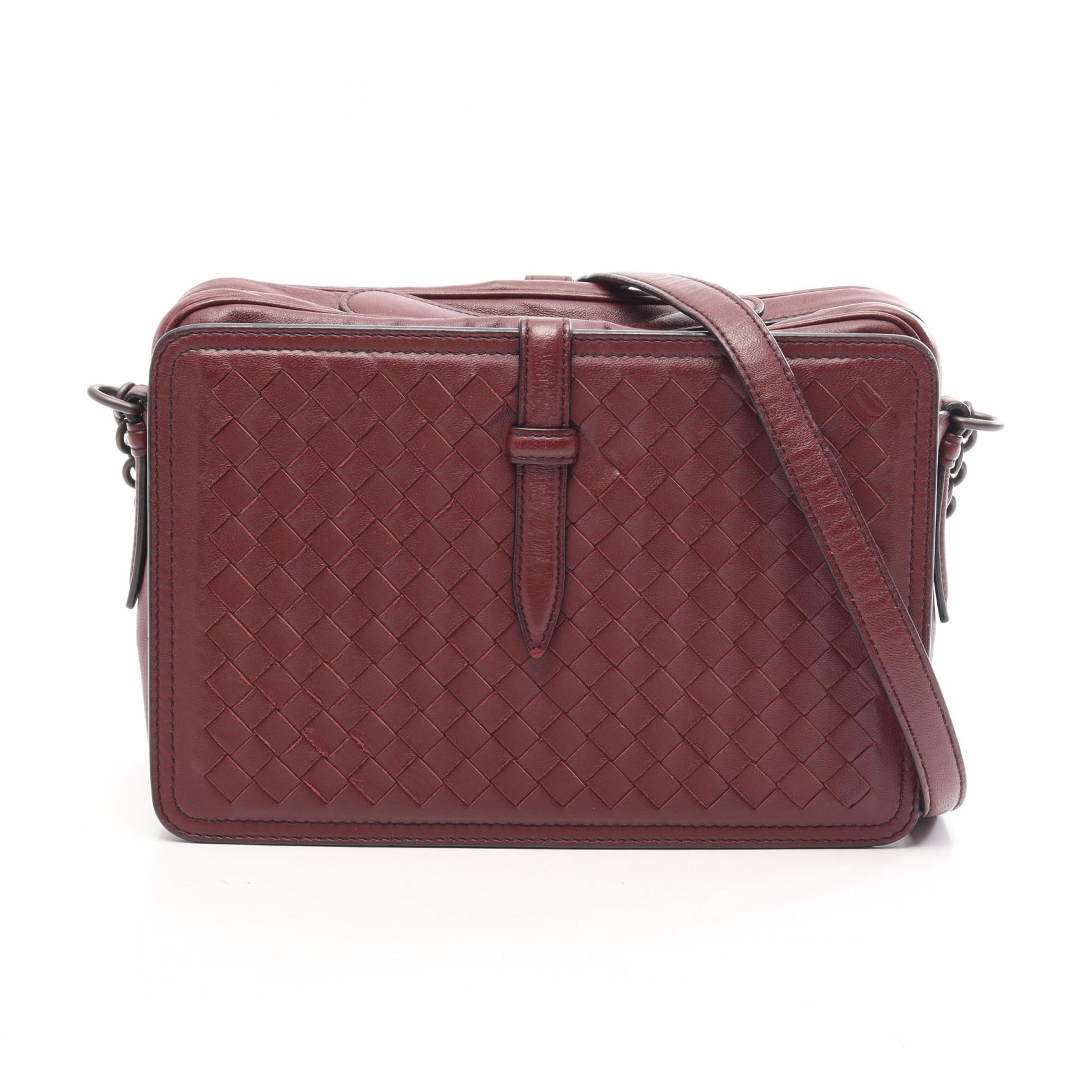 ボッテガヴェネタ BOTTEGA VENETA イントレチャート ショルダーバッグ バッグ ラムスキン（羊革） ボルドー系 【中古】｜RECLO（リクロ）店