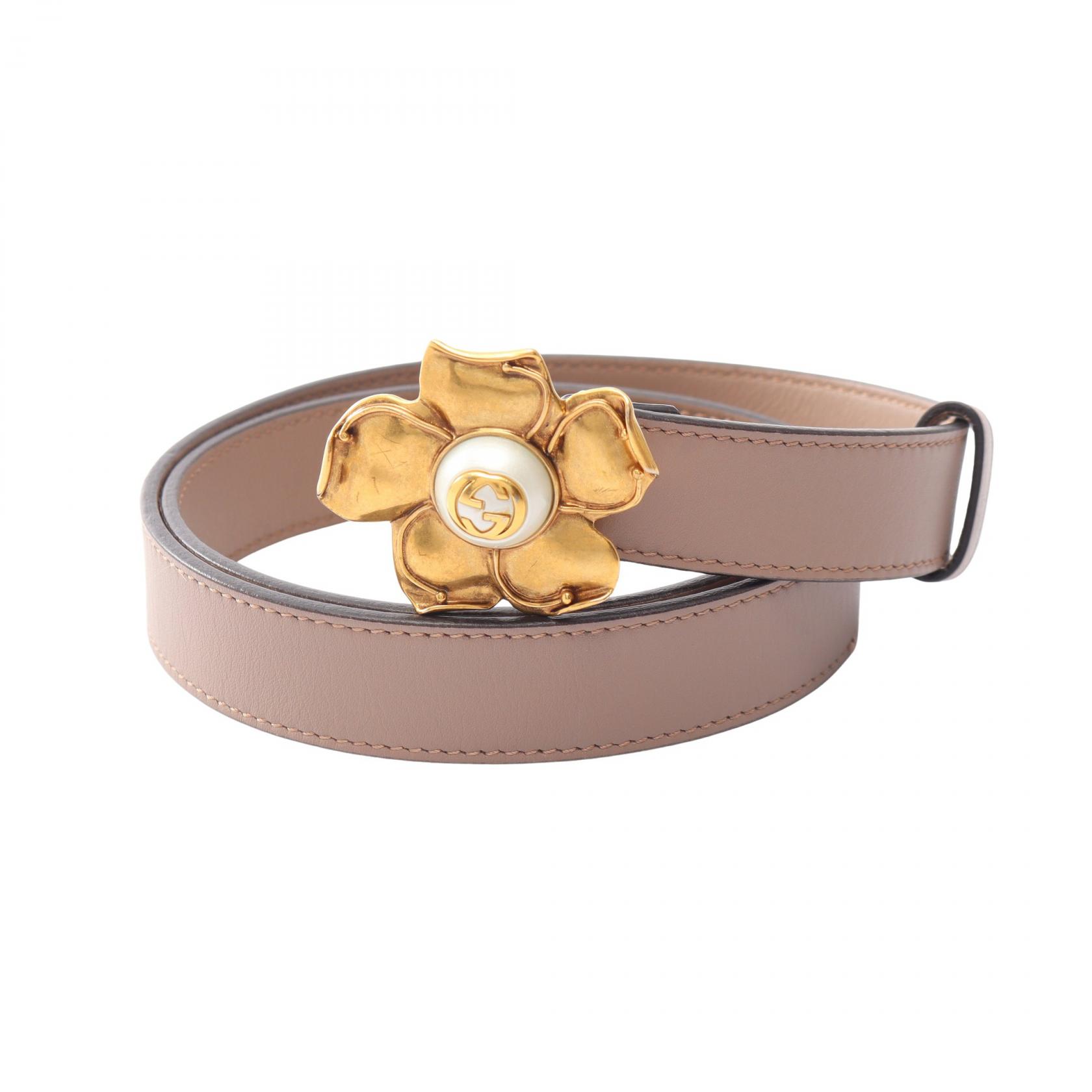 【10%OFFクーポン 7/21 10時~7/26 9:59】グッチ GUCCI メタルフラワー ゴールド金具 ベルト 衣料品 レザー ピンク系 431438 【中古】|RECLO(リクロ)店