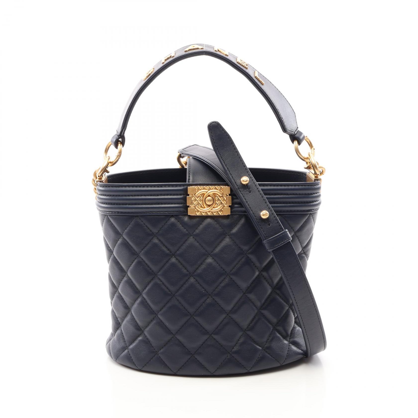 【10%OFFクーポン 7/21 10時～7/26 9:59】シャネル CHANEL ボーイシャネル 2WAY ショルダーバッグ バッグ ラムスキン（羊革） ネイビー系 【中古】｜RECLO（リクロ）店 272,250円